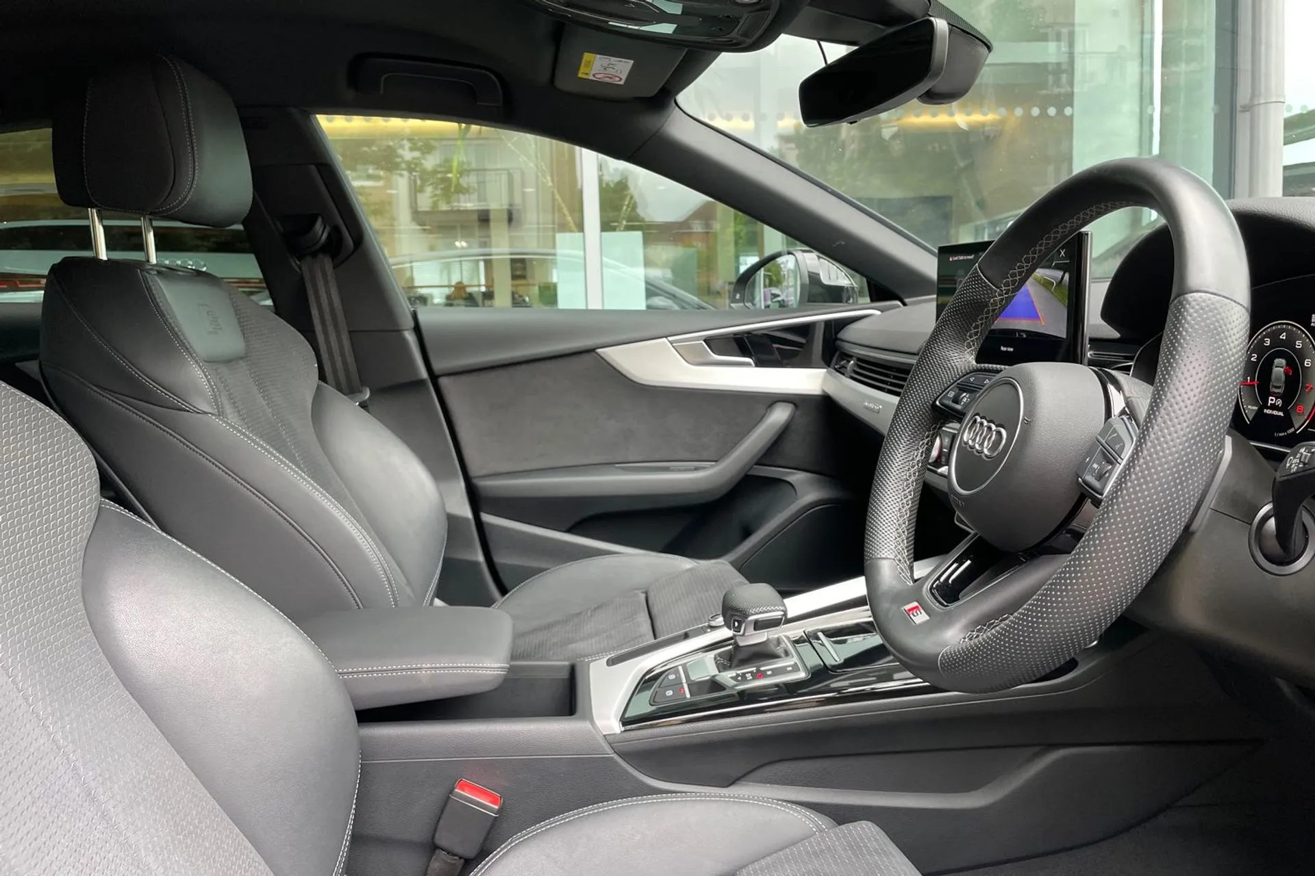 Audi A5 thumbnail image number 24