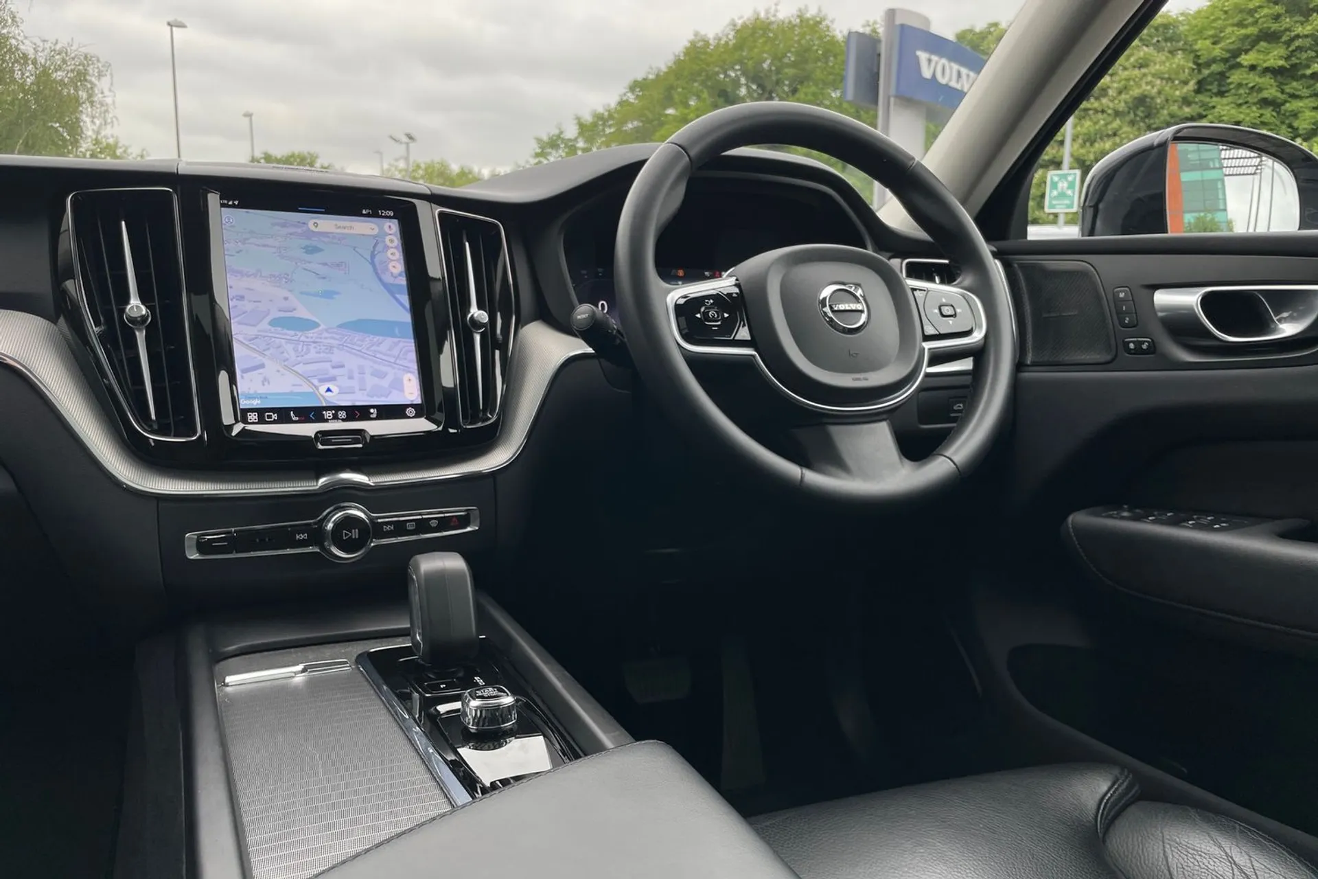 Volvo XC60 thumbnail image number 34