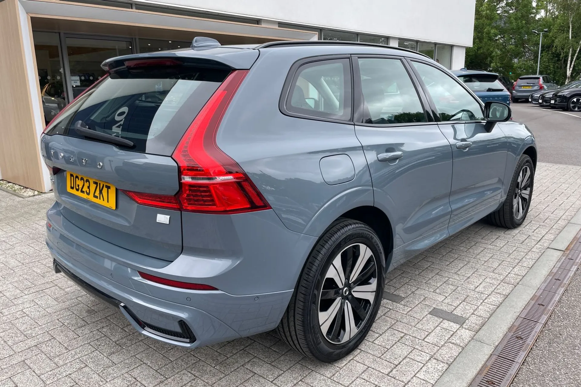 Volvo XC60 thumbnail image number 7