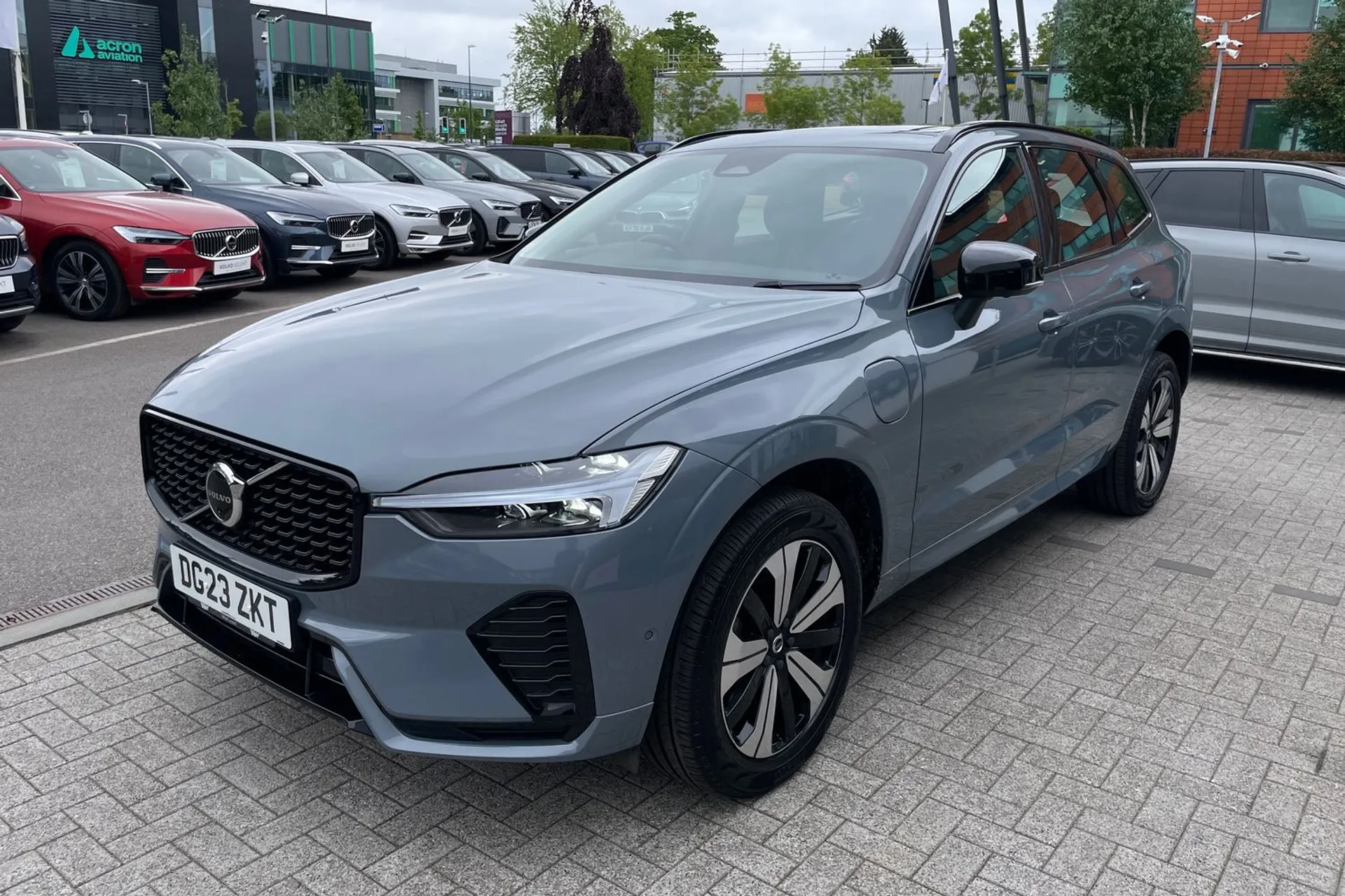 Volvo XC60 thumbnail image number 11