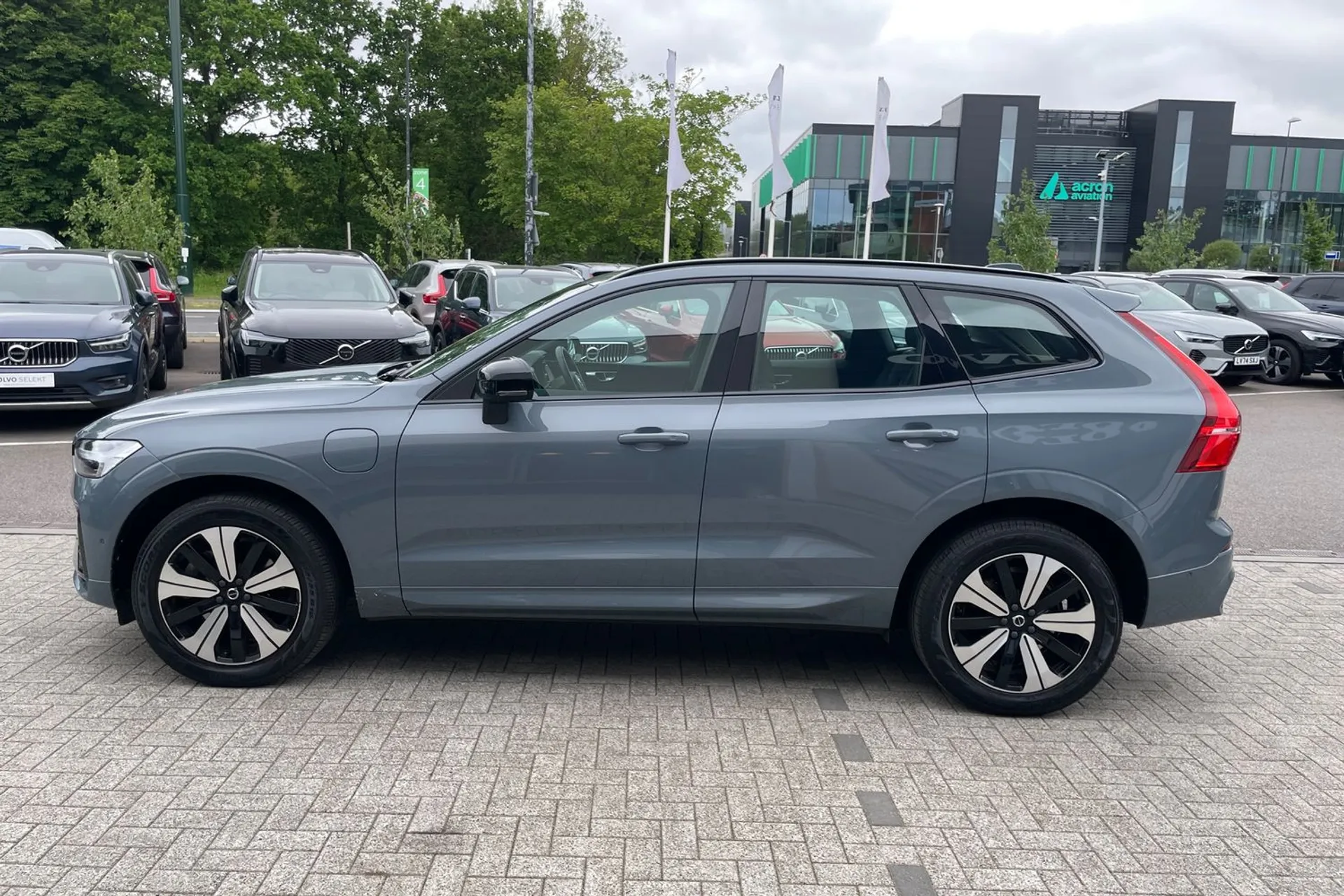 Volvo XC60 thumbnail image number 10