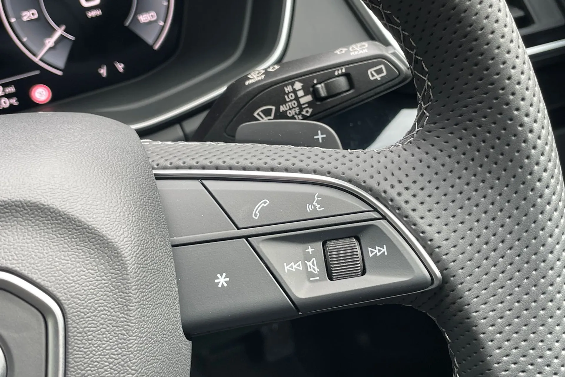 Audi Q5 thumbnail image number 59