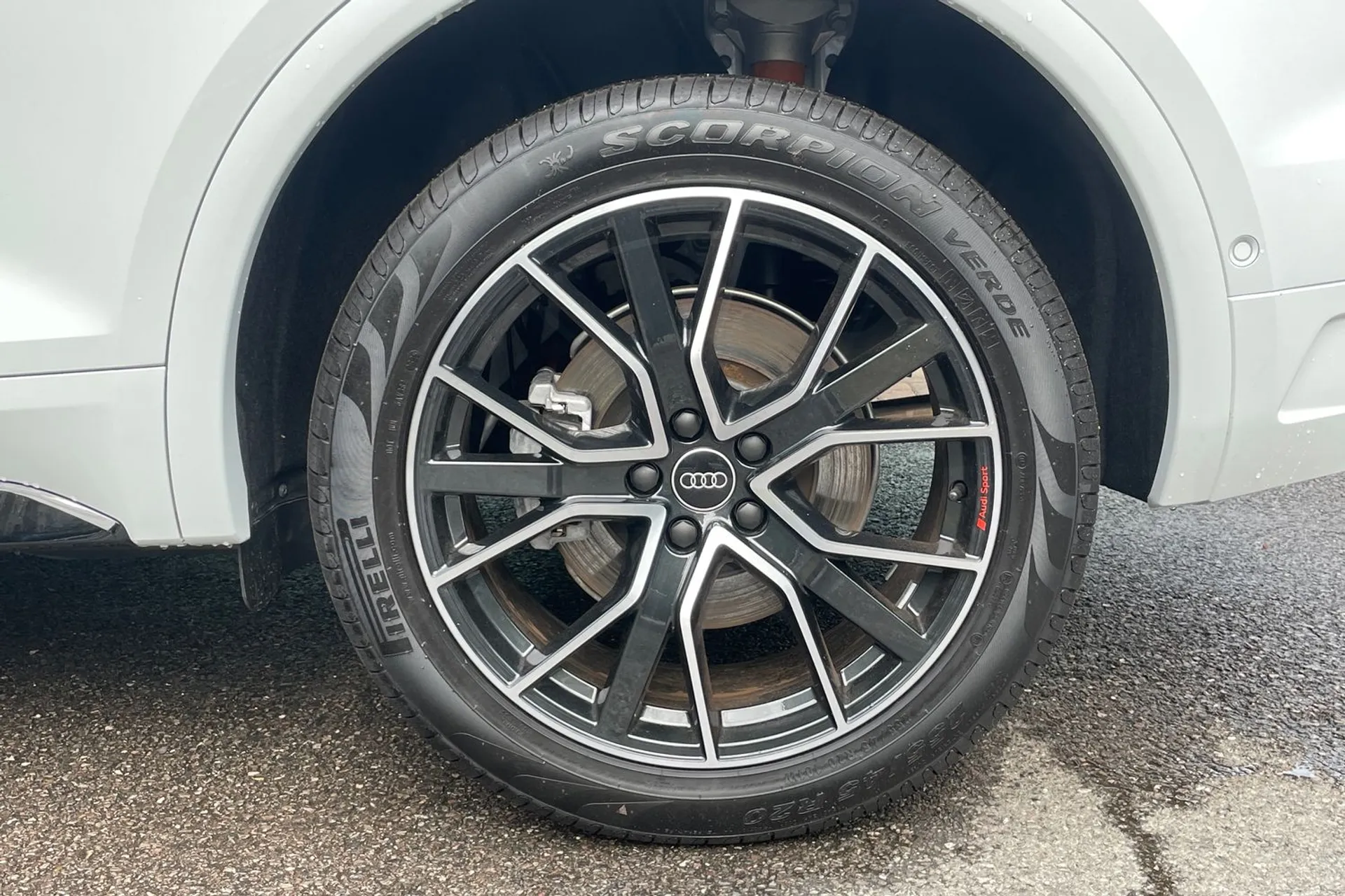 Audi Q5 thumbnail image number 7