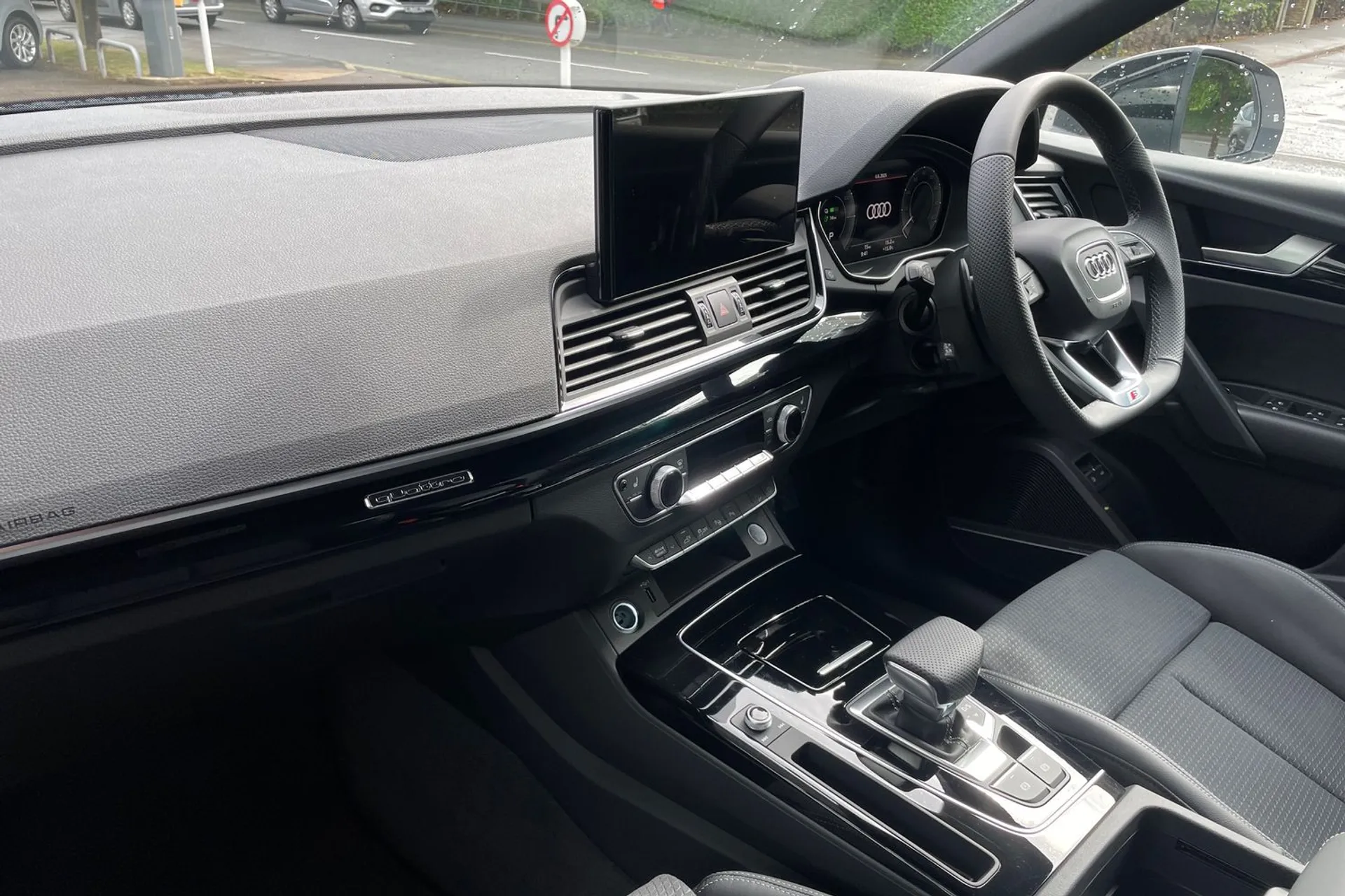 Audi Q5 thumbnail image number 5