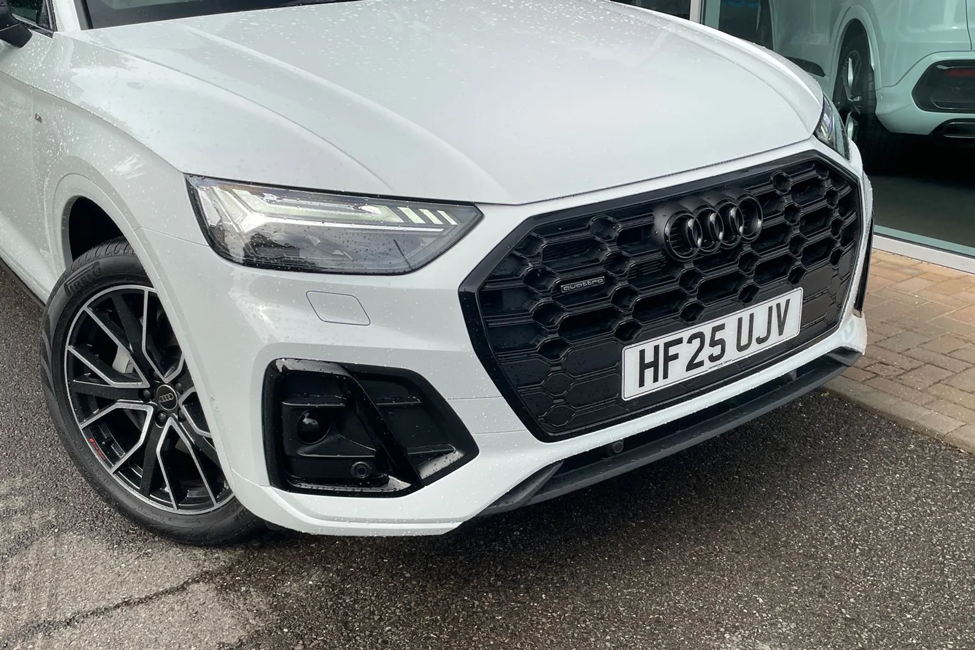 Audi Q5 thumbnail image number 9