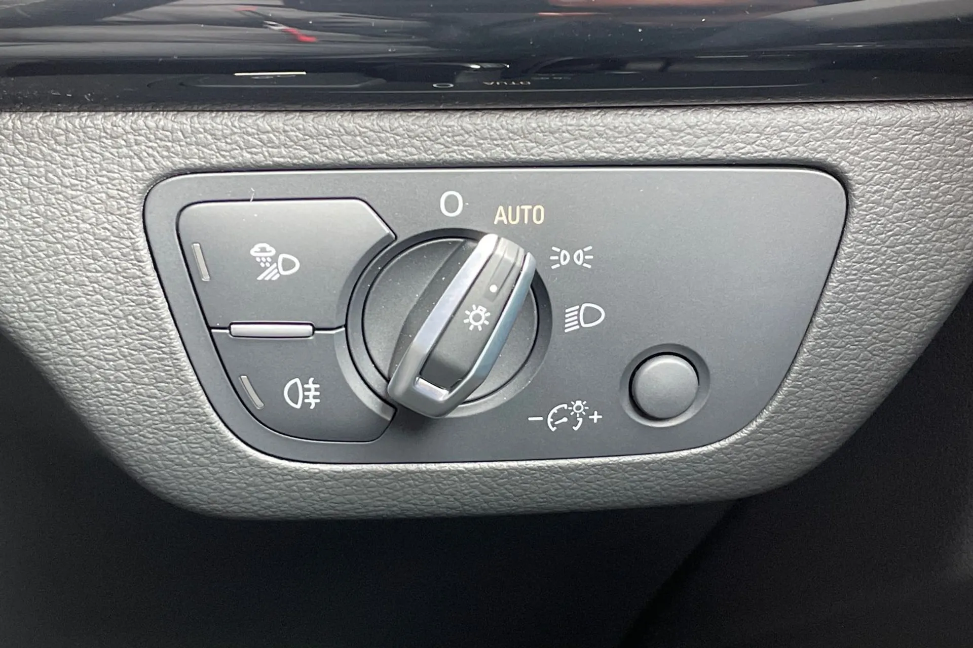 Audi Q5 thumbnail image number 56