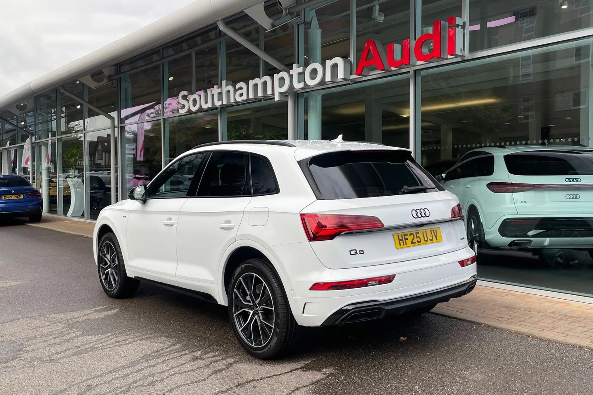 Audi Q5 thumbnail image number 6