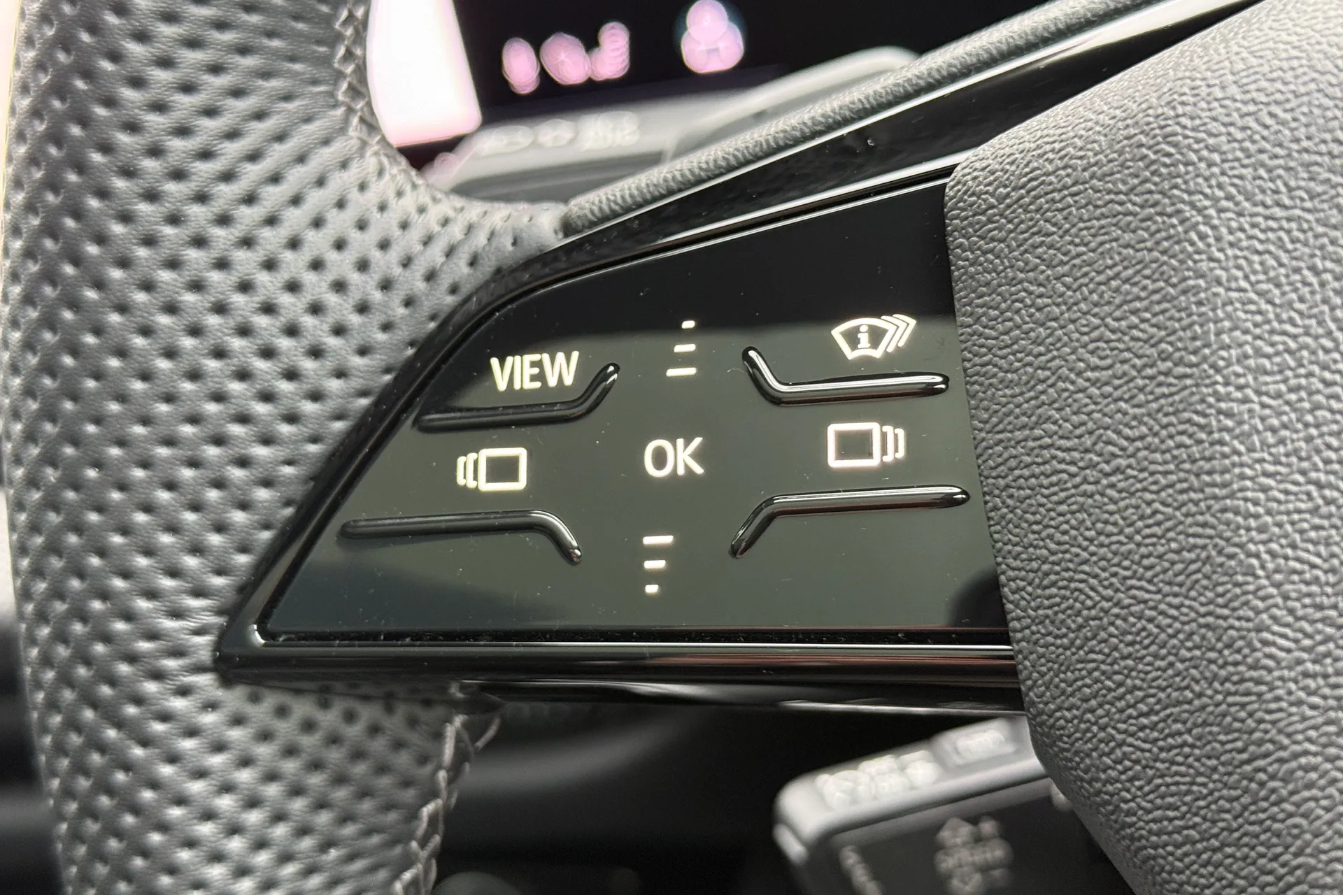 Audi A6 thumbnail image number 11