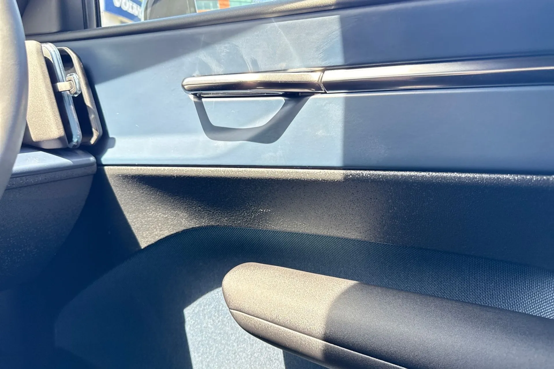 Volvo EX30 thumbnail image number 41