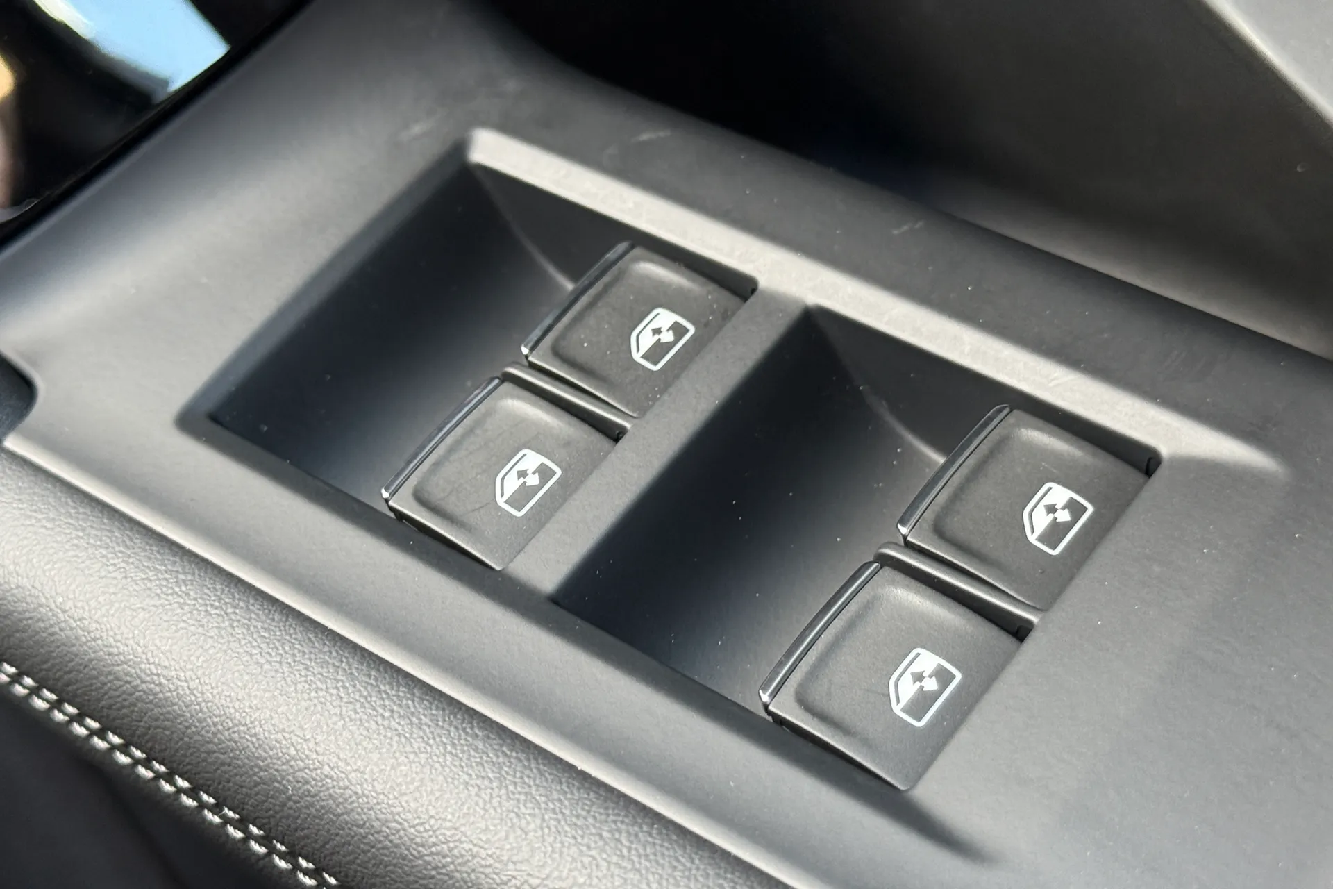 Audi Q5 thumbnail image number 23