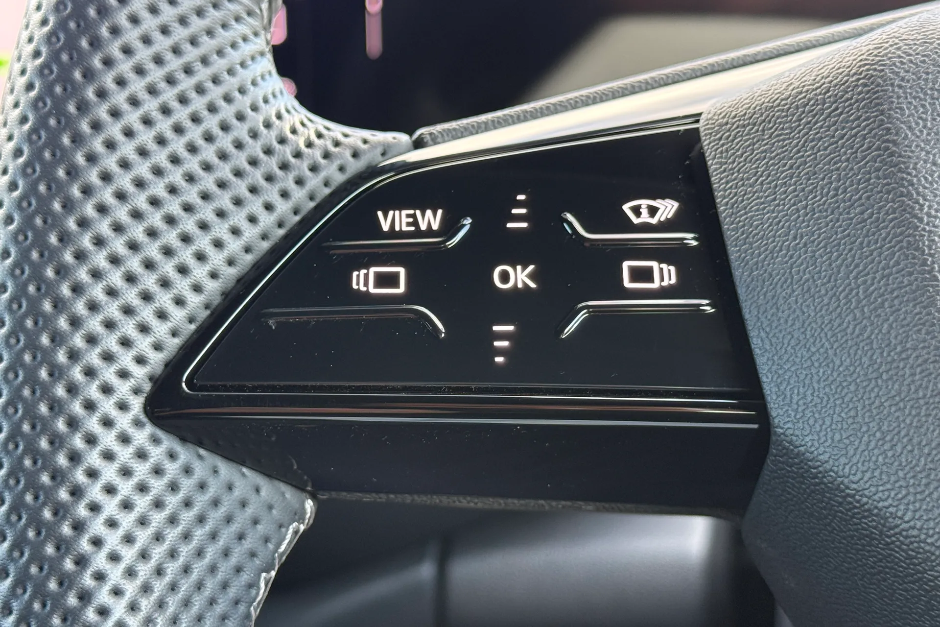 Audi Q5 thumbnail image number 25