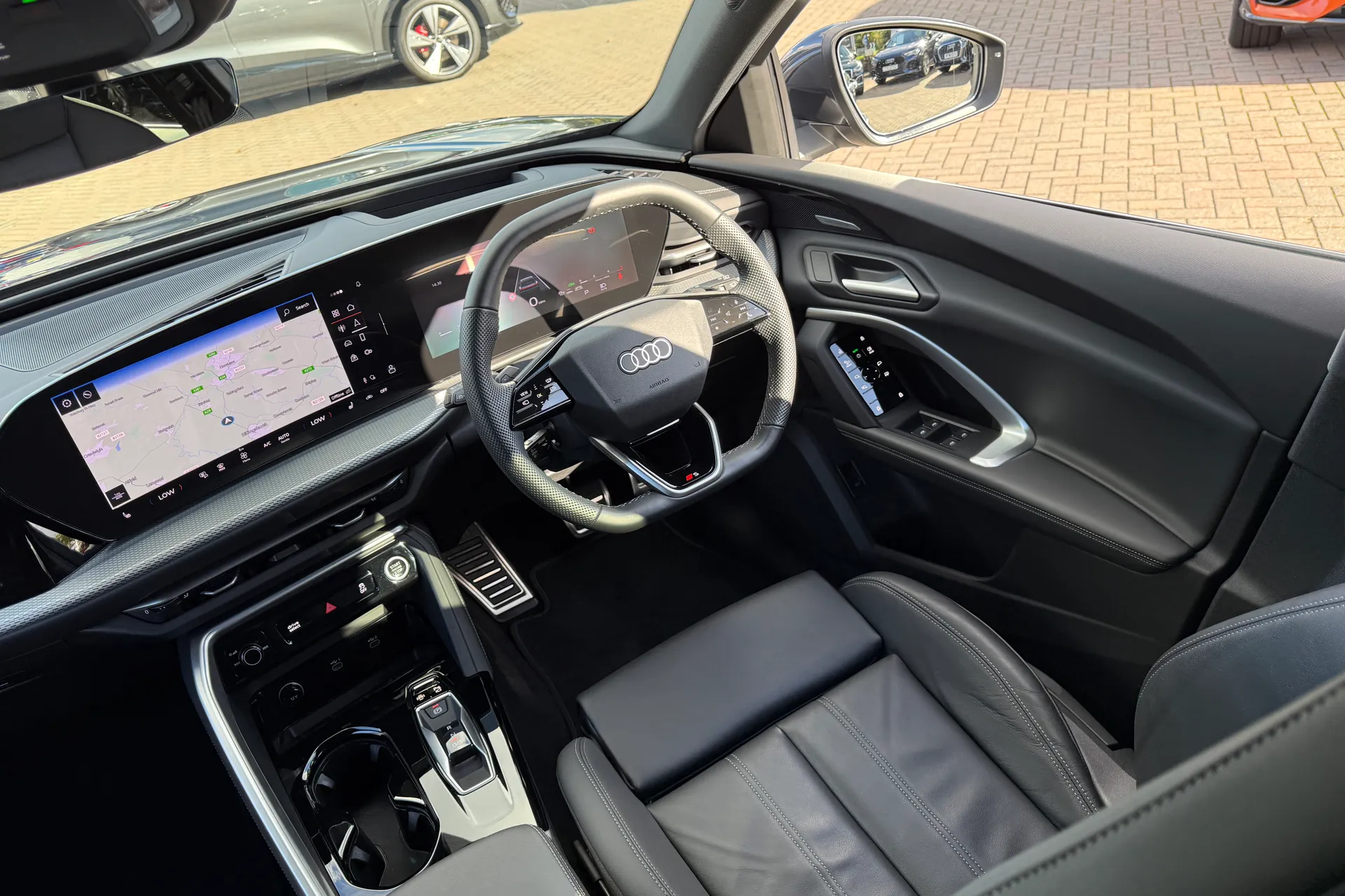 Audi Q5 thumbnail image number 45