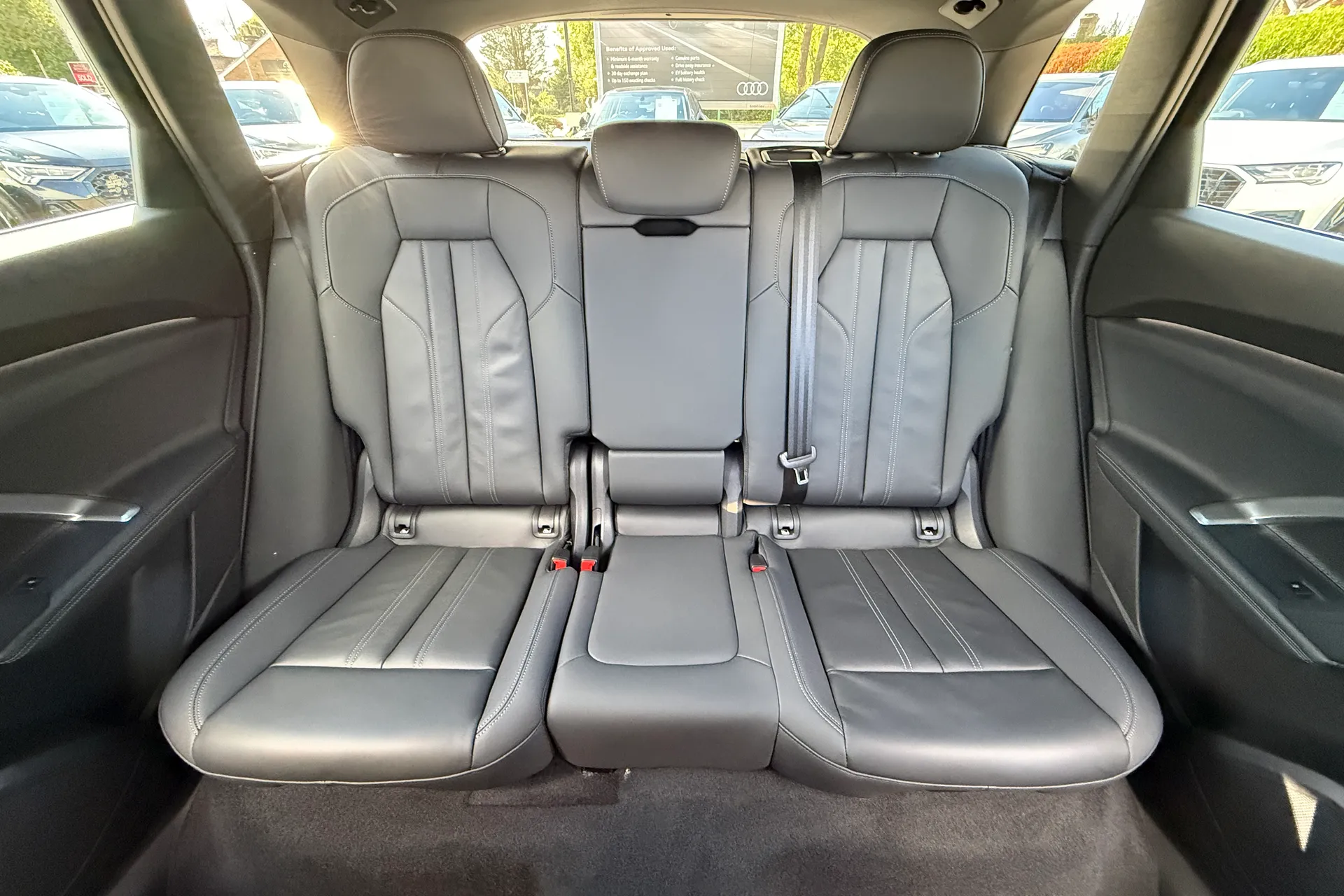Audi Q5 thumbnail image number 42