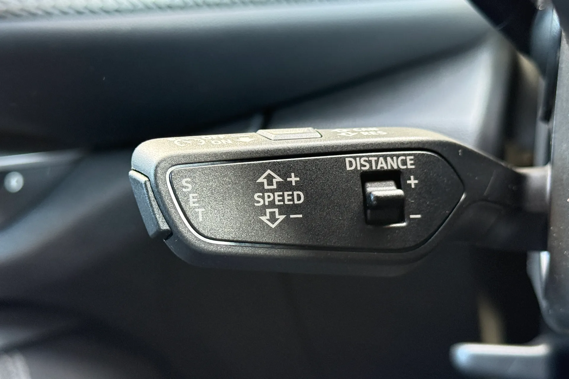 Audi Q5 thumbnail image number 21