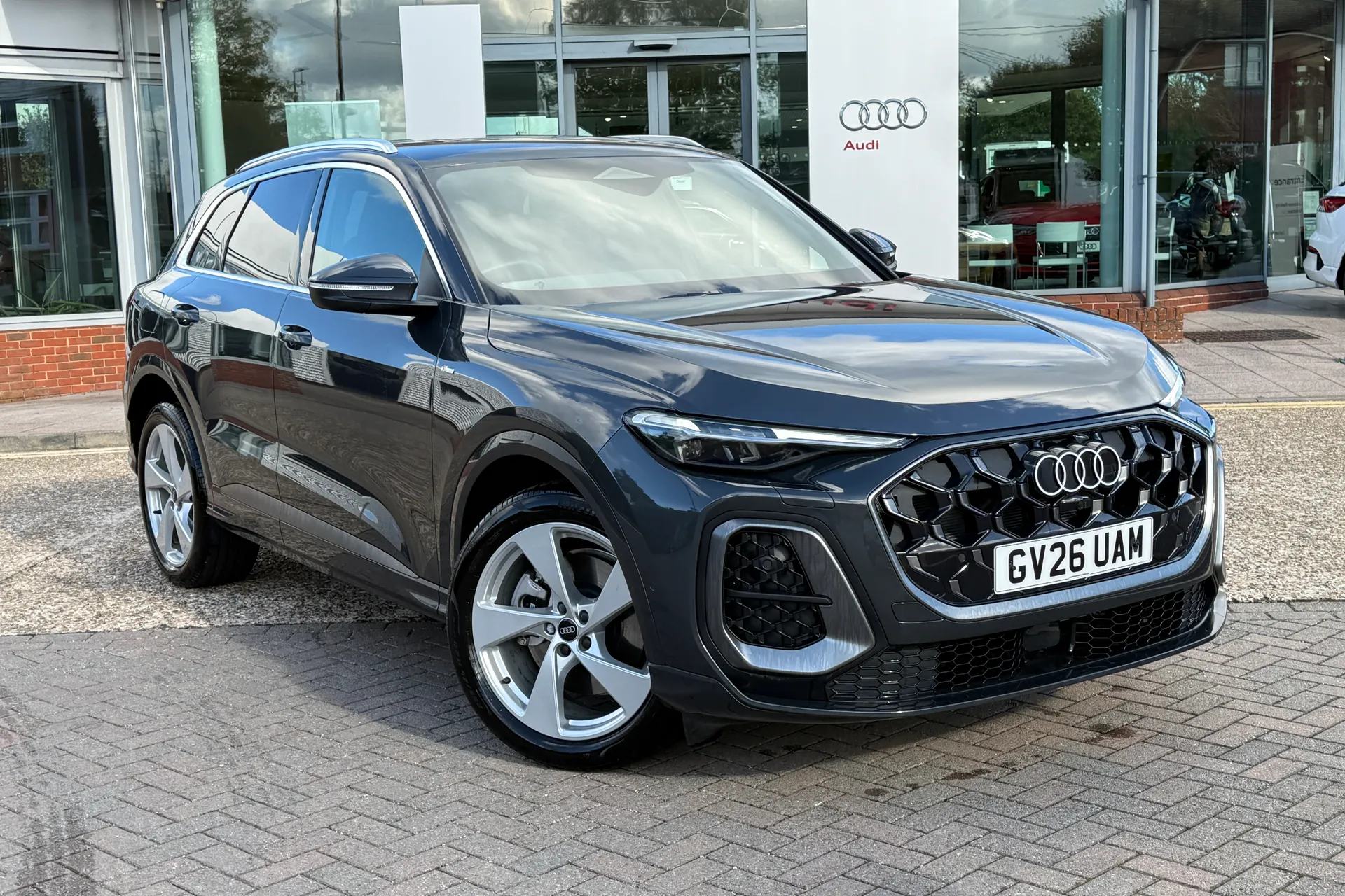 Audi Q5 thumbnail image number 28