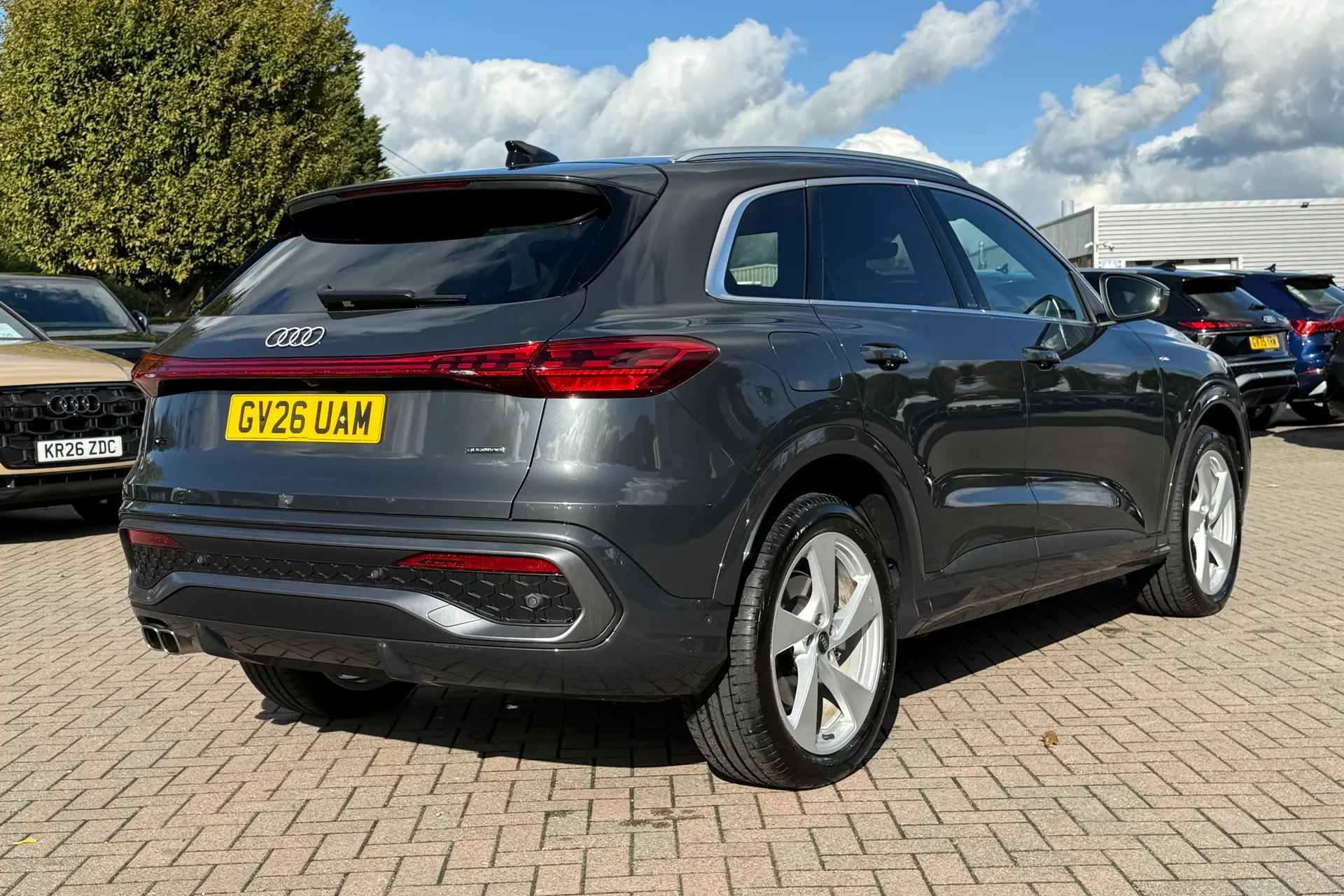 Audi Q5 thumbnail image number 36