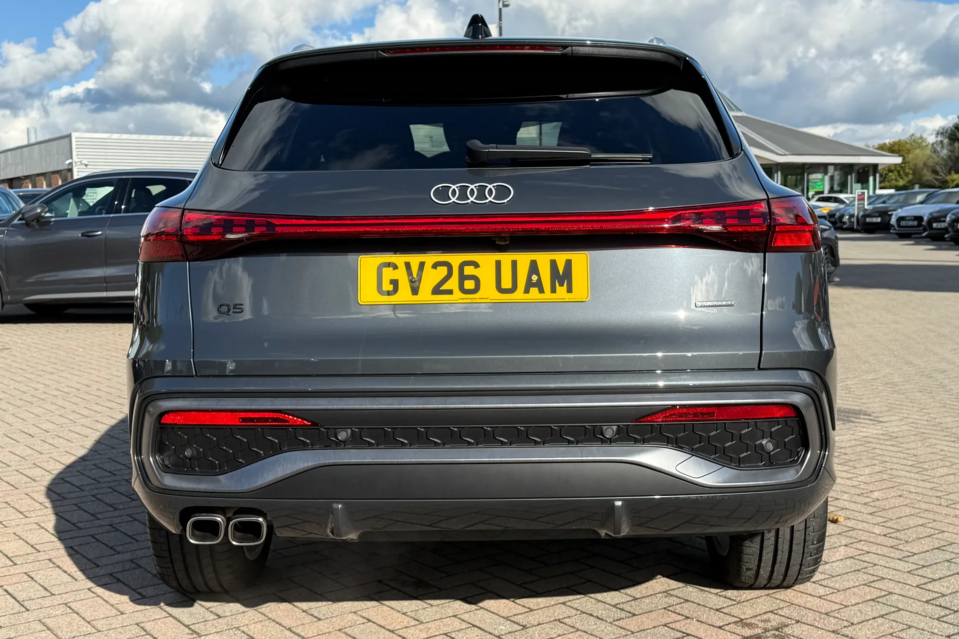 Audi Q5 thumbnail image number 37