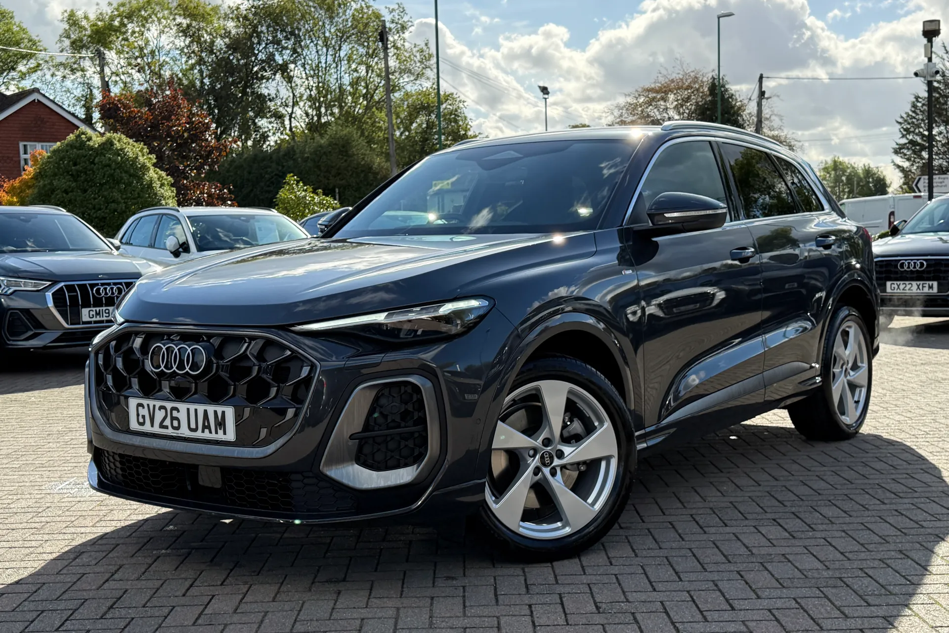 Audi Q5 thumbnail image number 30