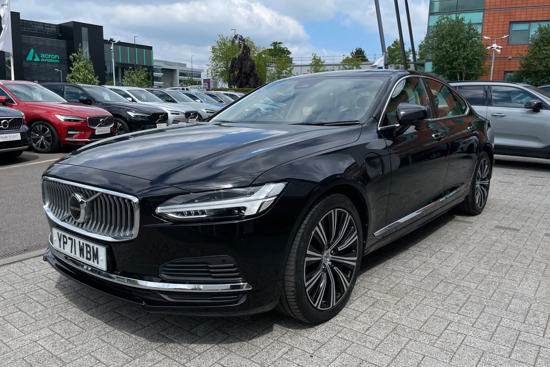 Volvo S90 thumbnail image number 11