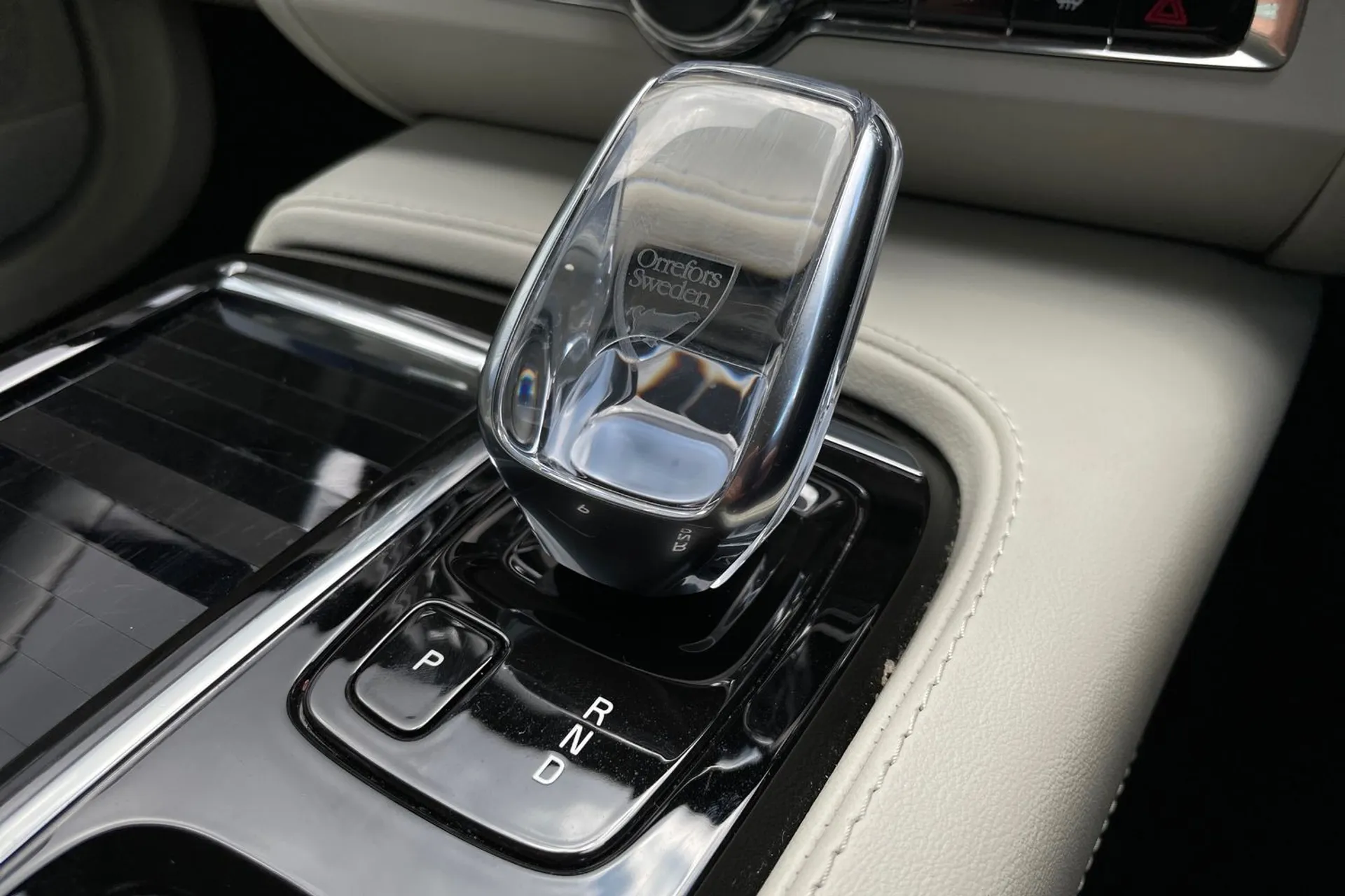 Volvo S90 thumbnail image number 43