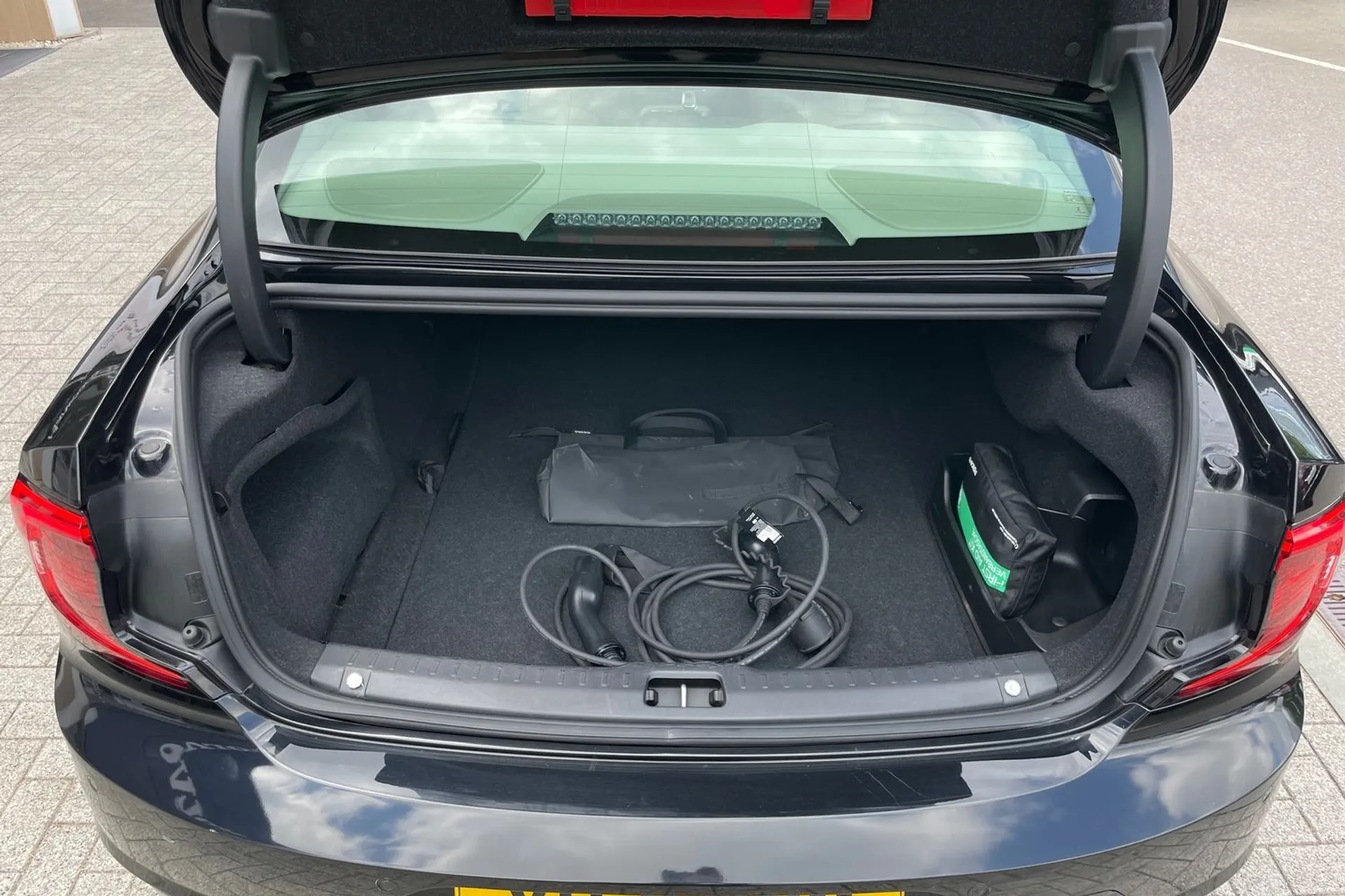 Volvo S90 thumbnail image number 19