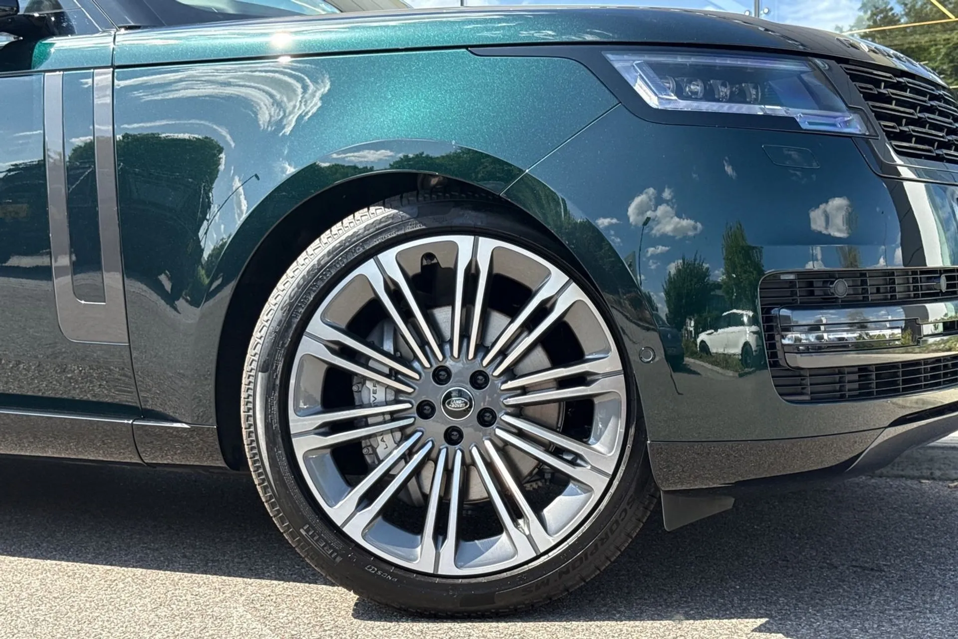 LAND ROVER RANGE ROVER thumbnail image number 13