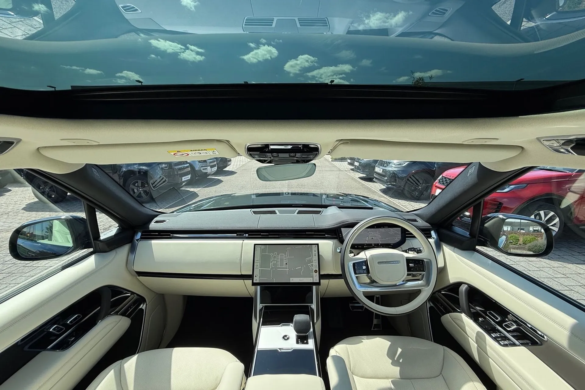 LAND ROVER RANGE ROVER thumbnail image number 3