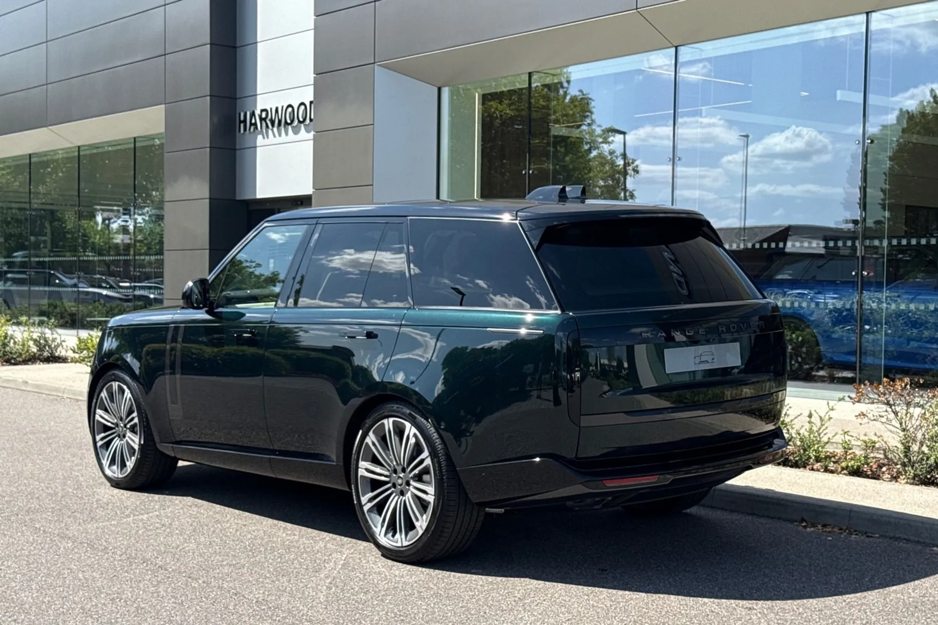 LAND ROVER RANGE ROVER thumbnail image number 18