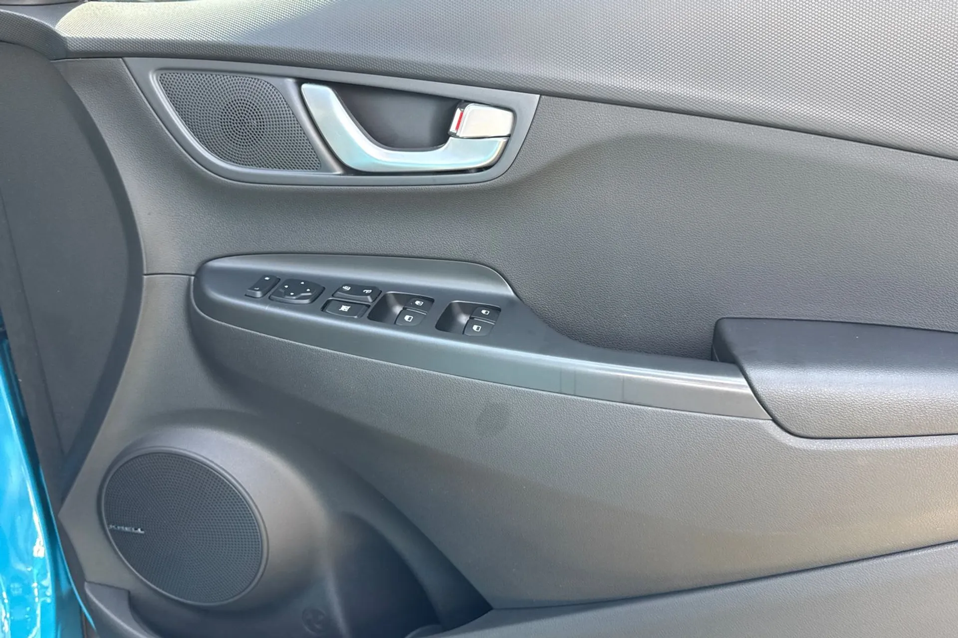 HYUNDAI KONA thumbnail image number 47