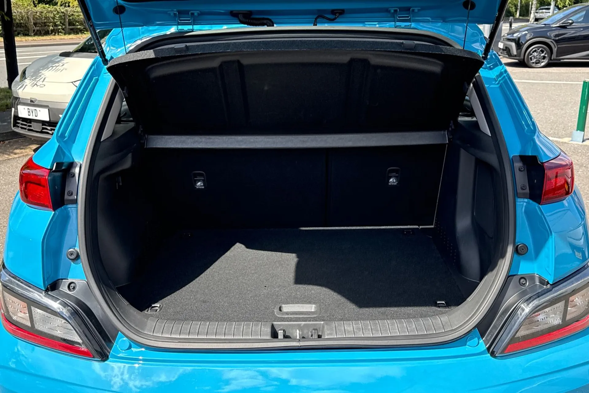 HYUNDAI KONA thumbnail image number 33