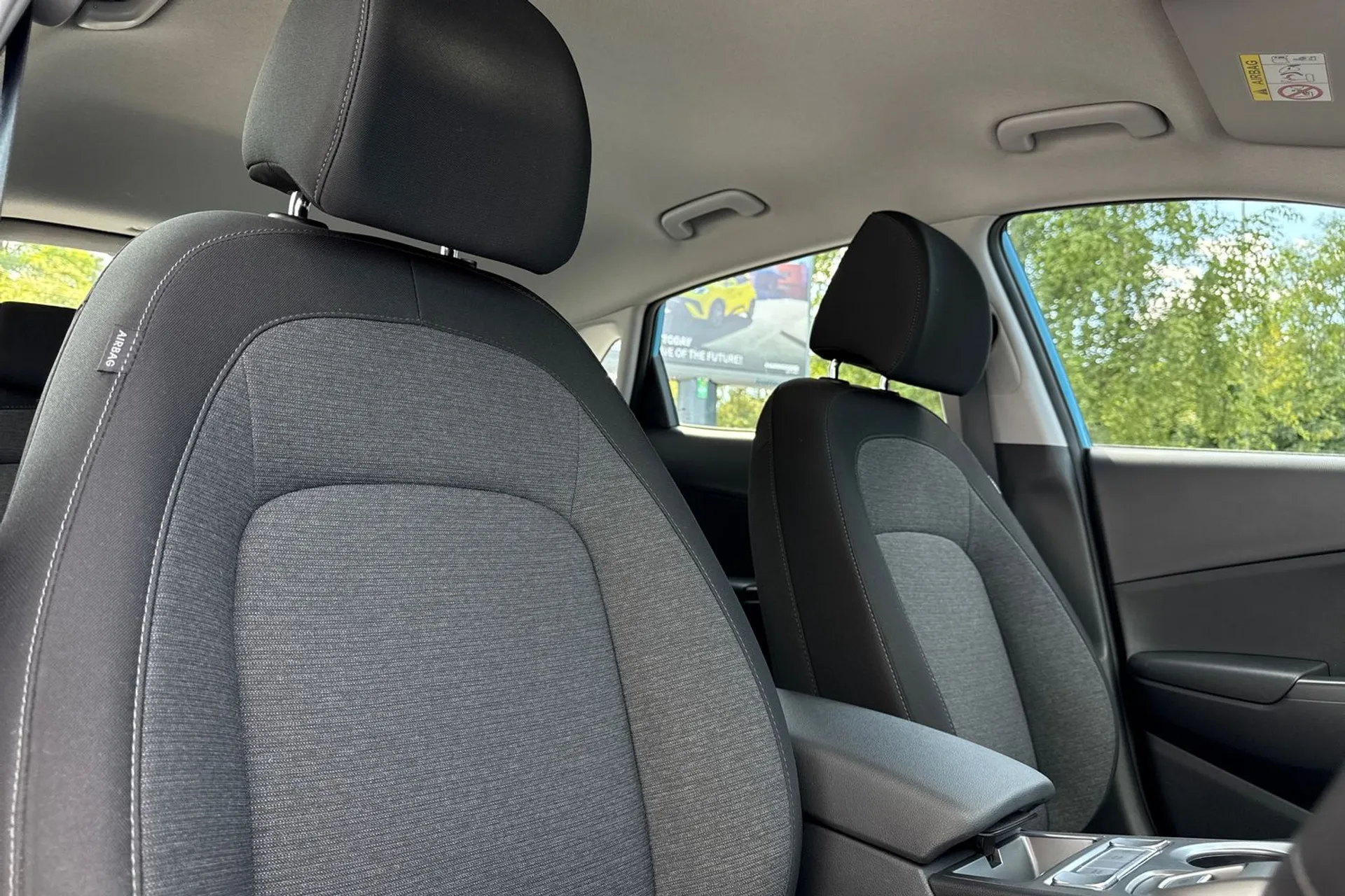HYUNDAI KONA thumbnail image number 53