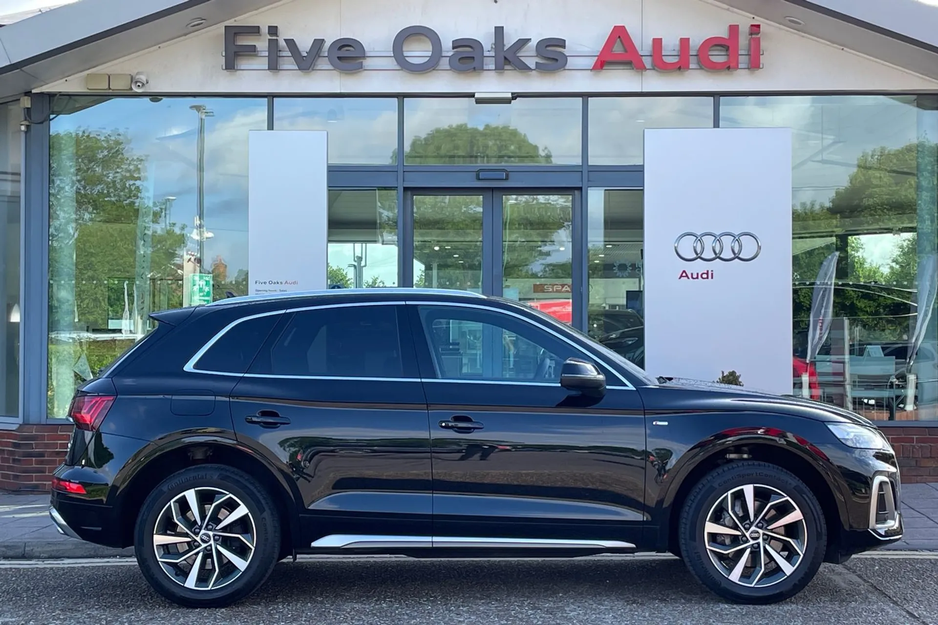 Audi Q5 S LINE 40 TDI MHEV QUA thumbnail image number 2