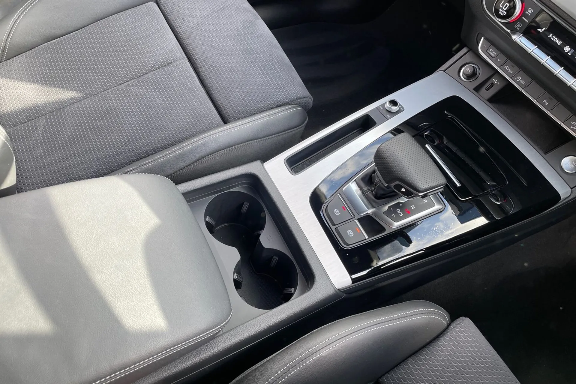 Audi Q5 S LINE 40 TDI MHEV QUA thumbnail image number 34