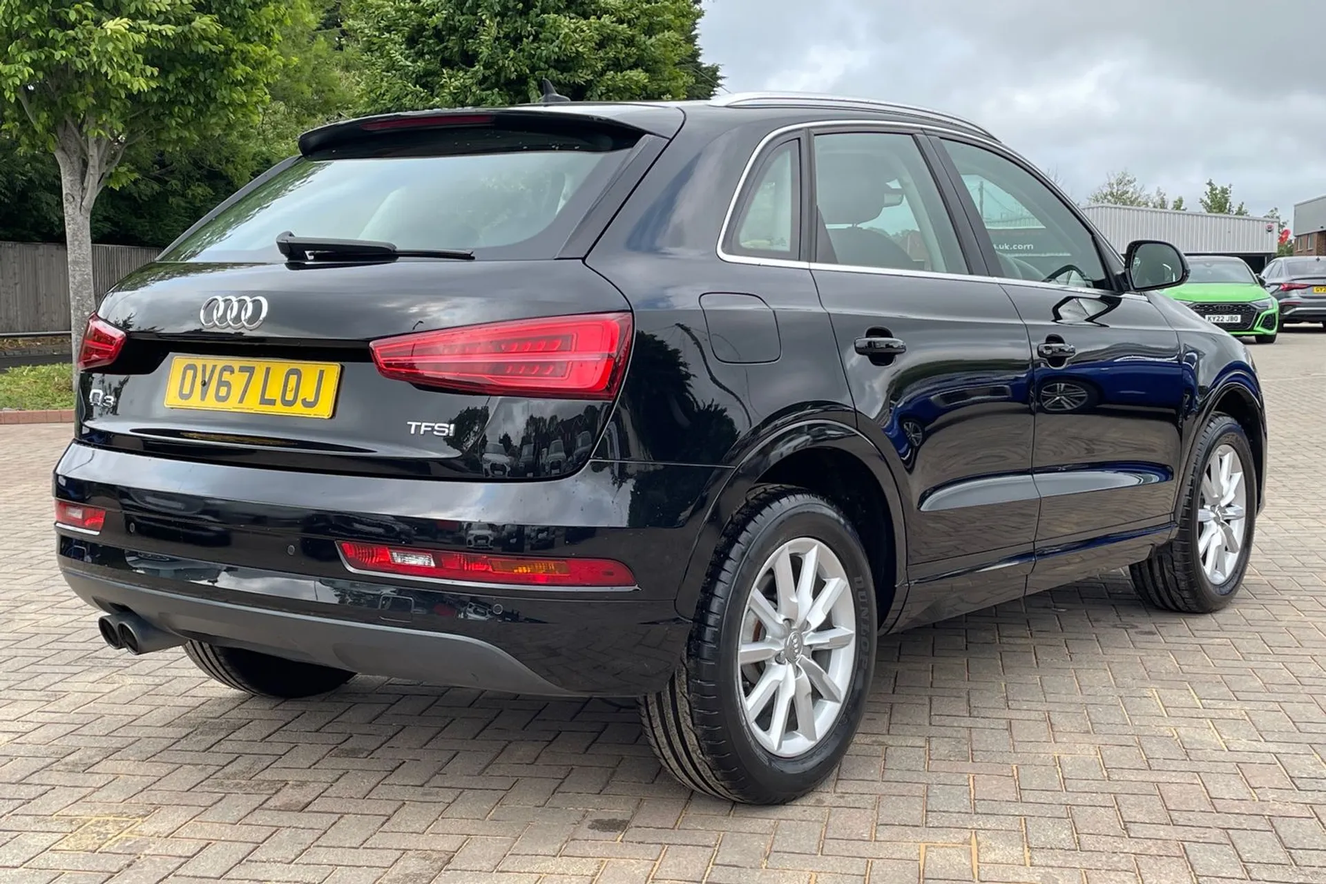 Audi Q3 thumbnail image number 4