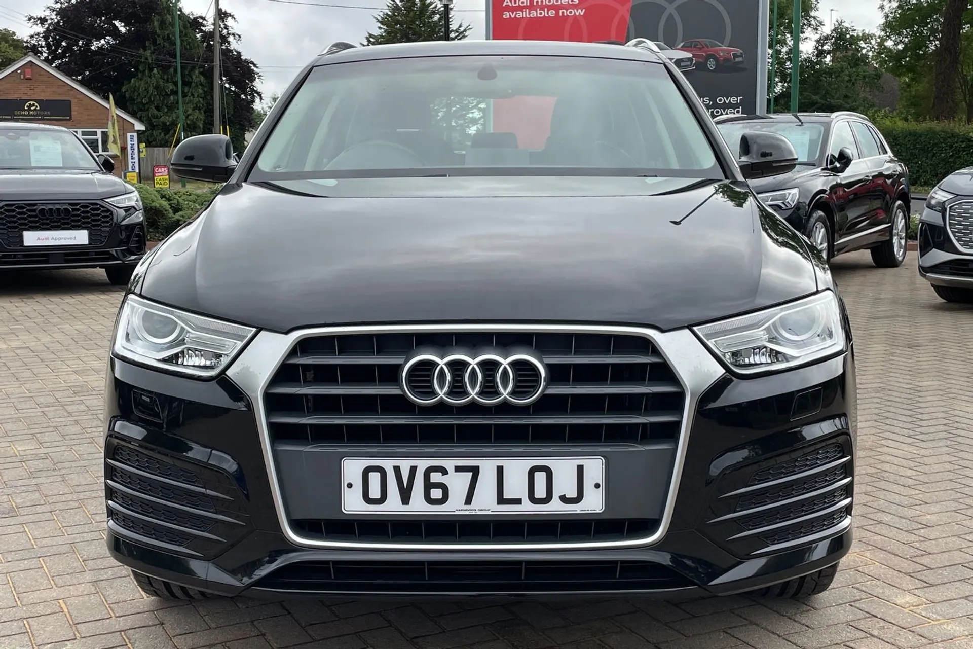 Audi Q3 thumbnail image number 22