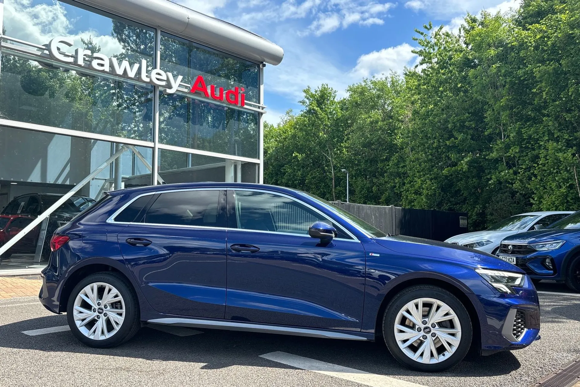 Audi A3 thumbnail image number 2