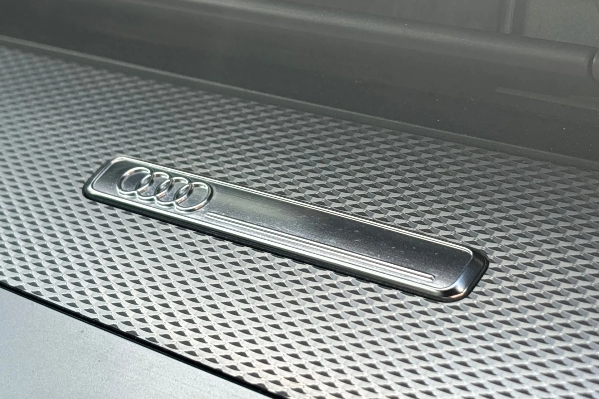 Audi A3 thumbnail image number 45