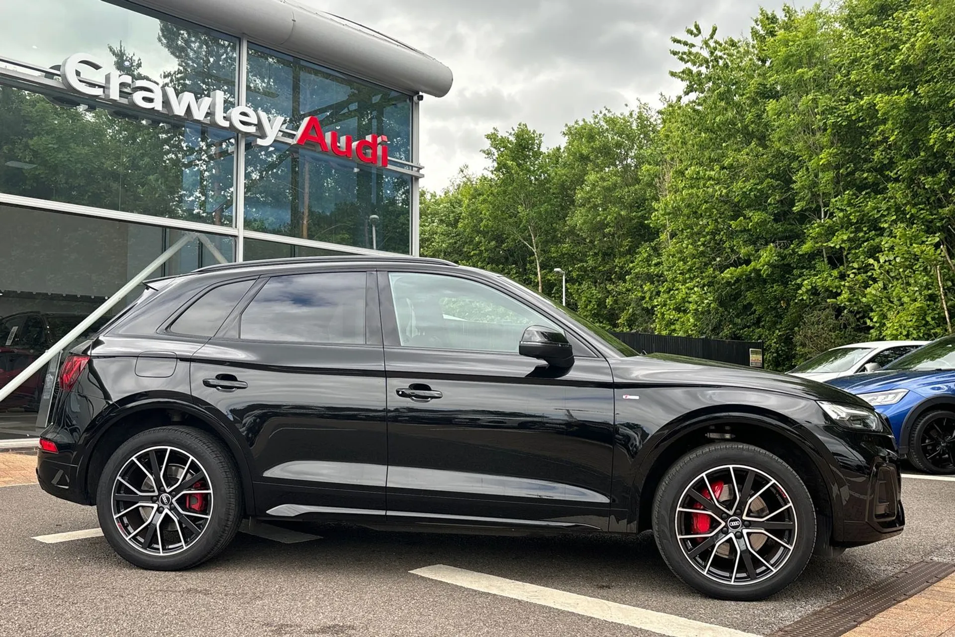 Audi Q5 thumbnail image number 2