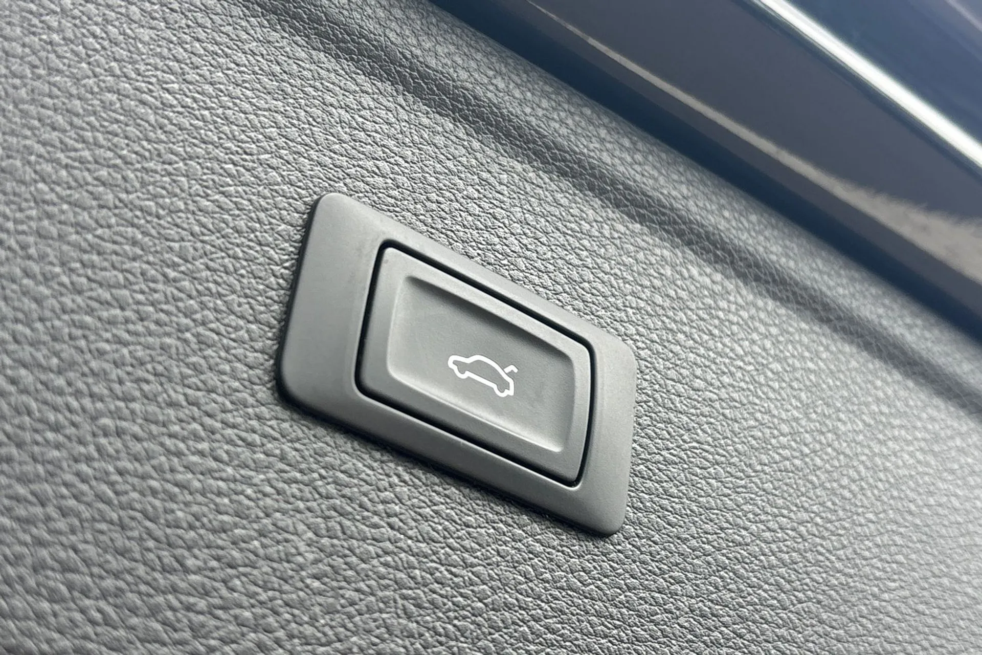 Audi Q5 thumbnail image number 20