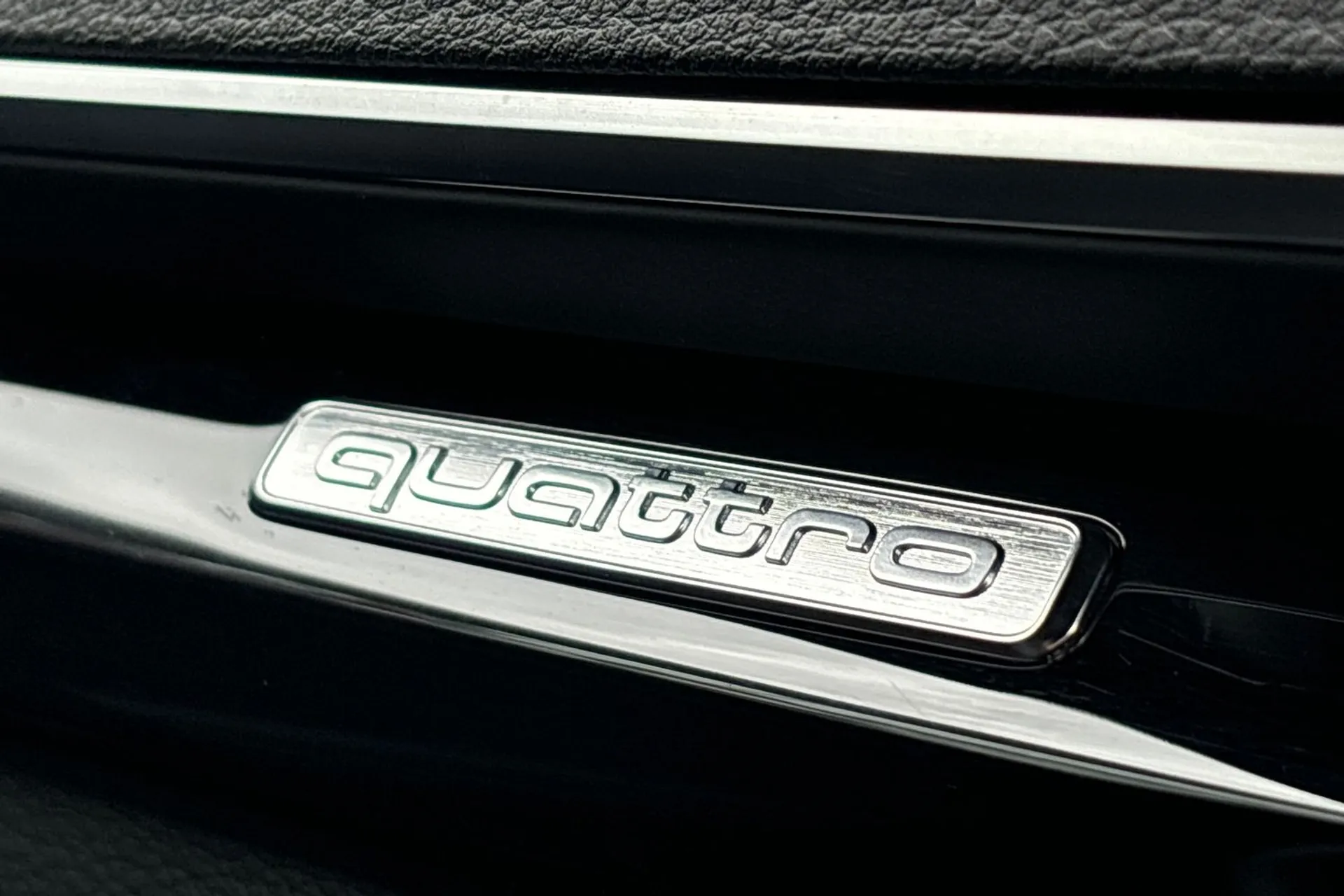 Audi Q5 thumbnail image number 46
