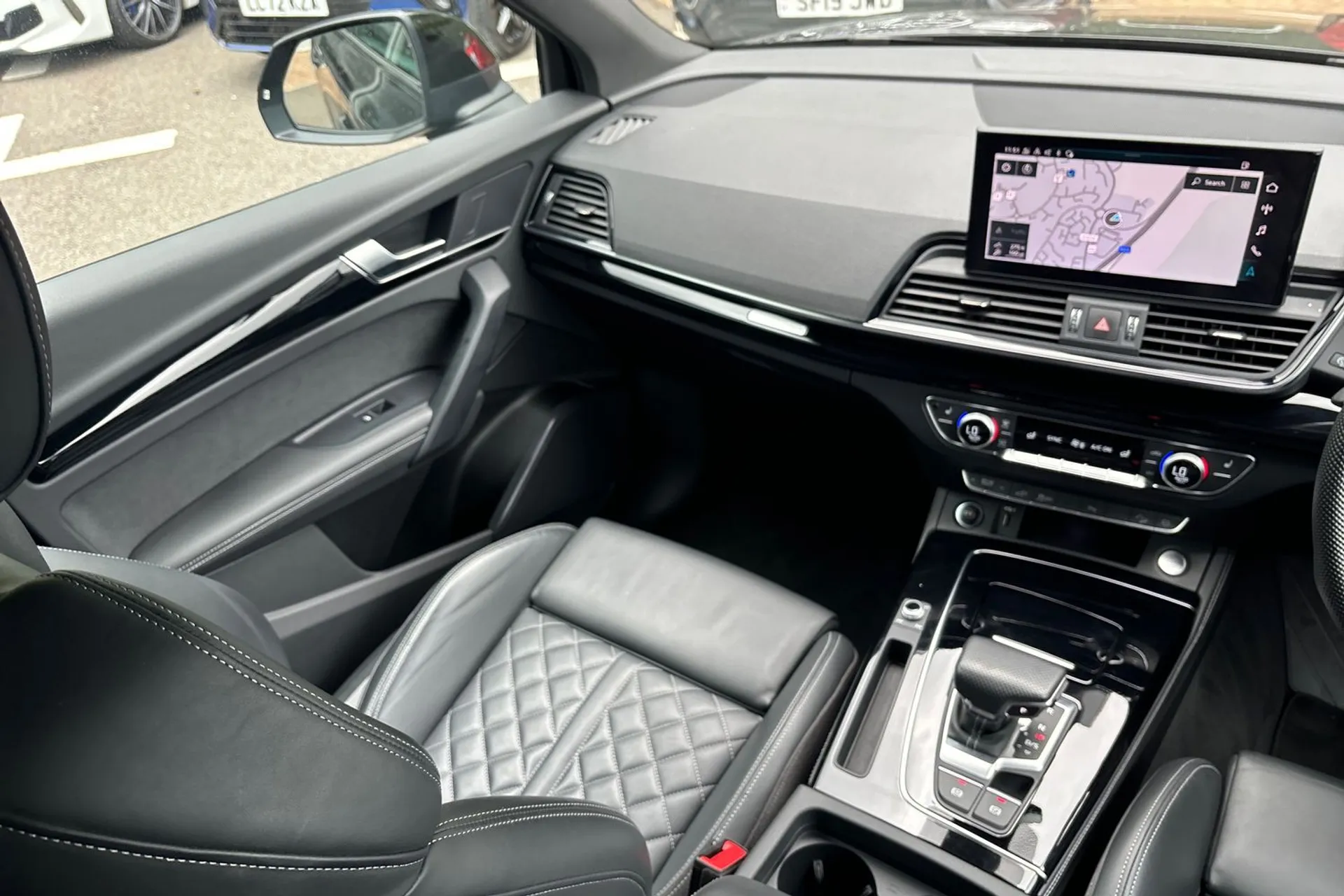 Audi Q5 thumbnail image number 33