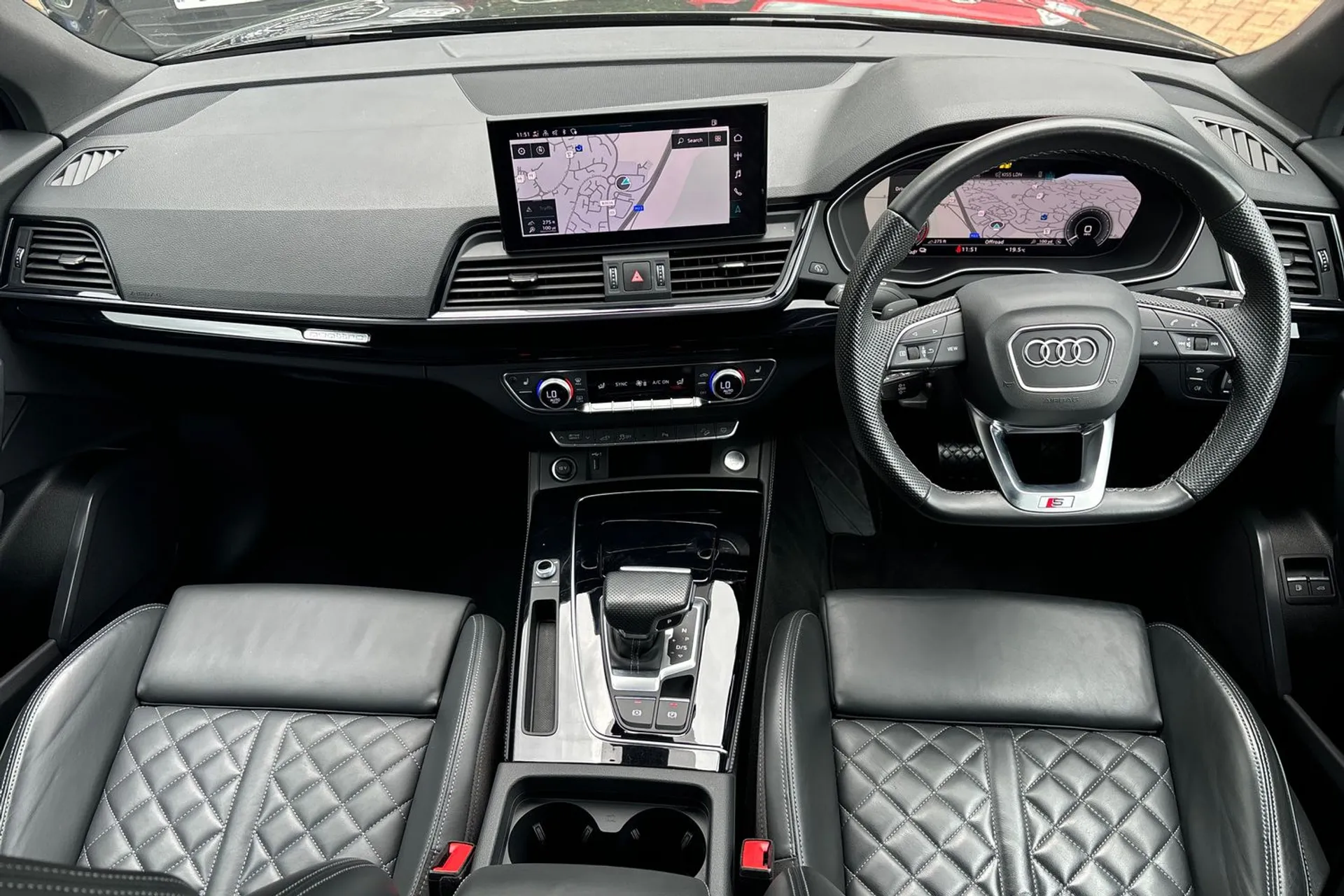Audi Q5 thumbnail image number 32