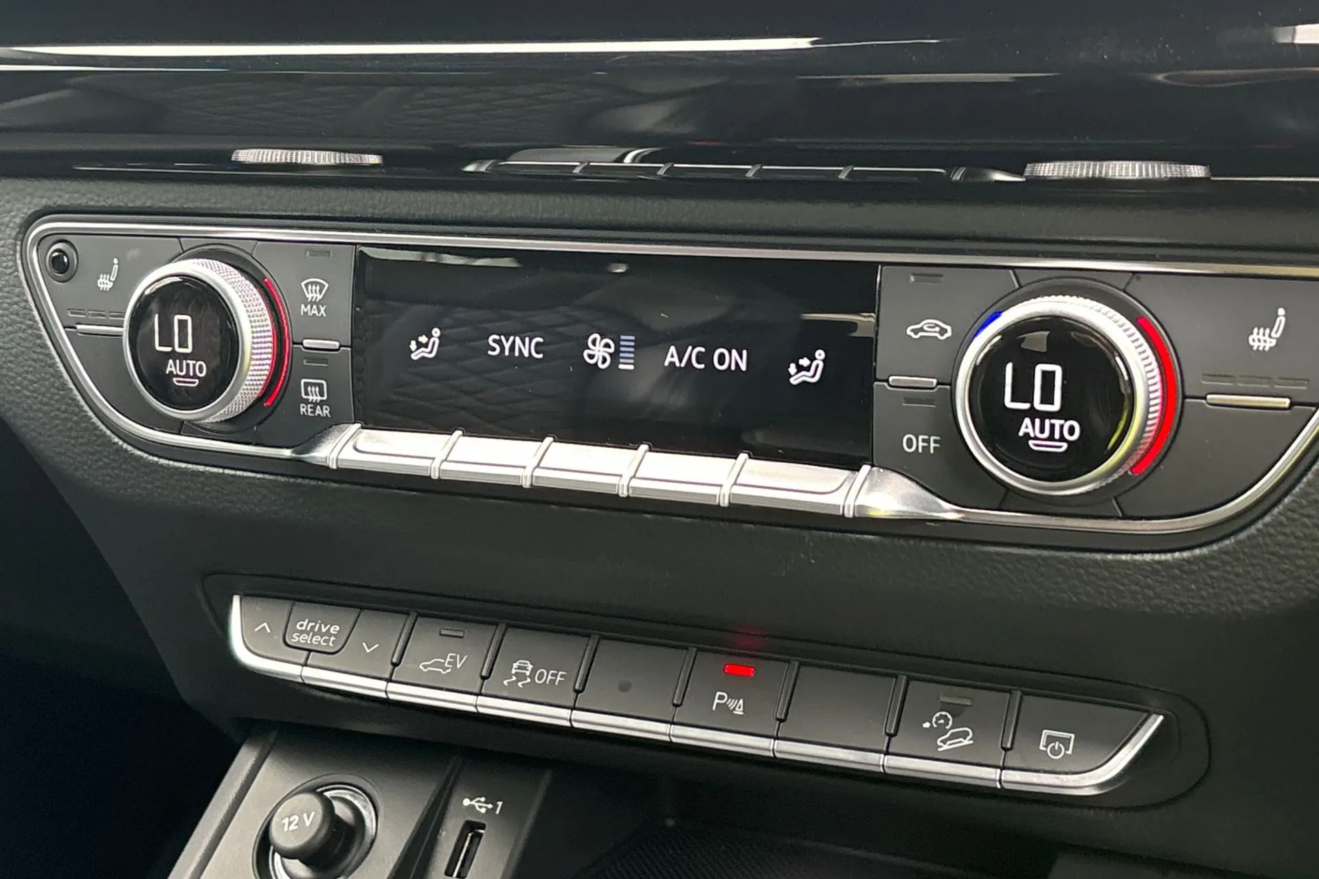 Audi Q5 thumbnail image number 39