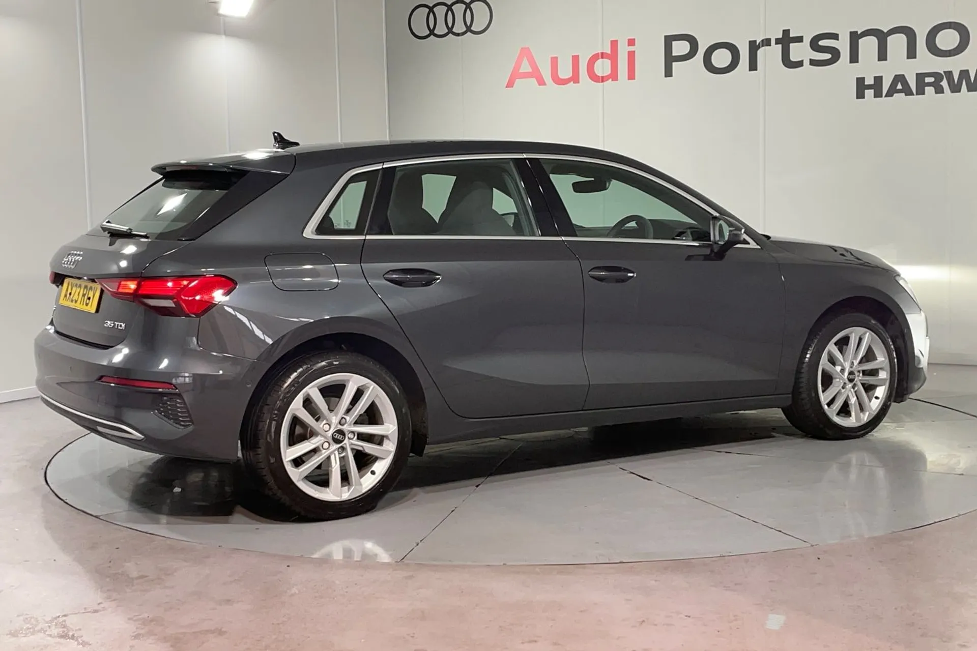 Audi A3 thumbnail image number 10