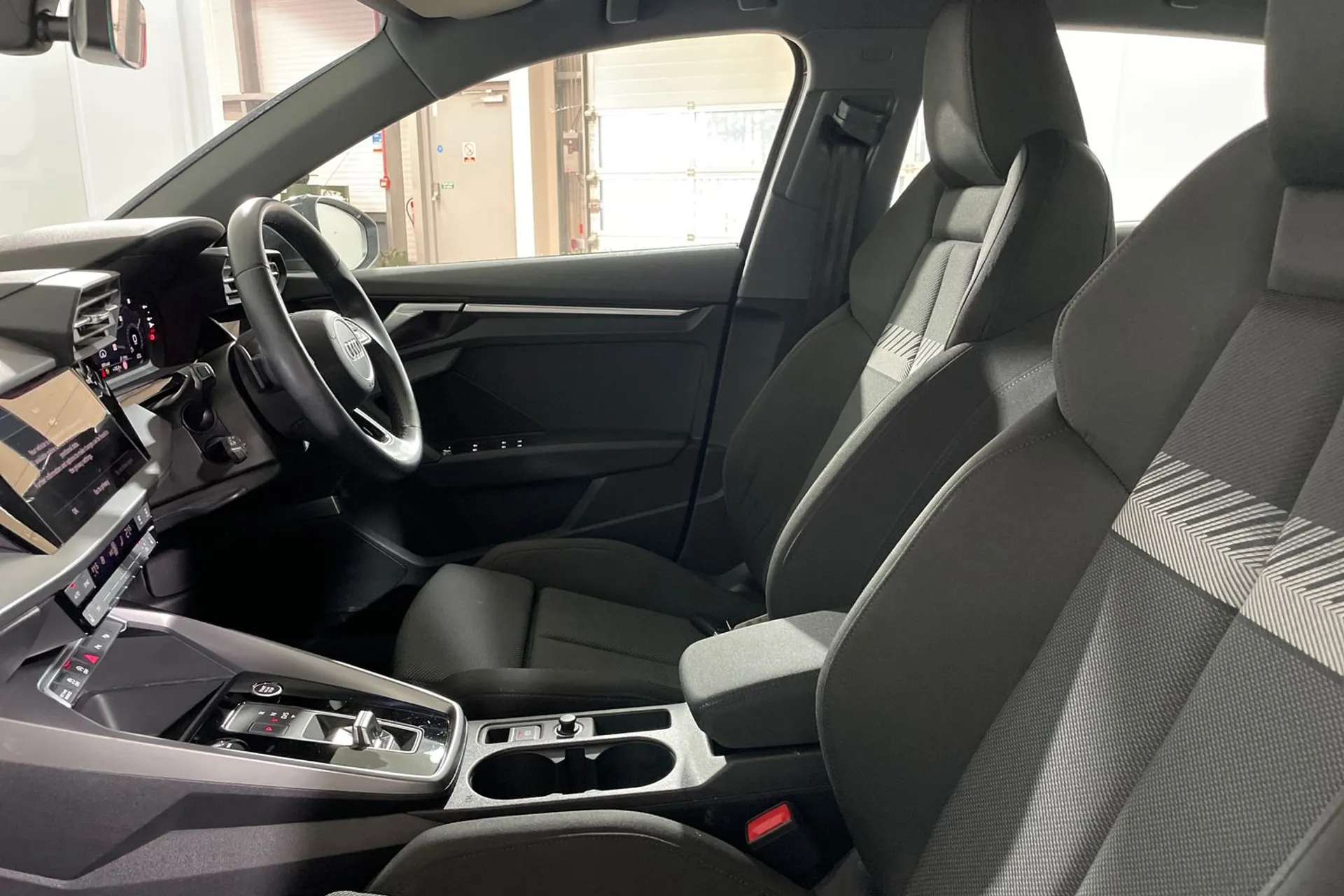 Audi A3 thumbnail image number 30