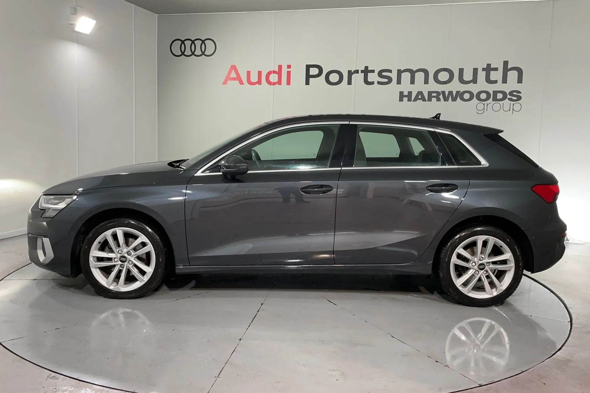 Audi A3 thumbnail image number 11