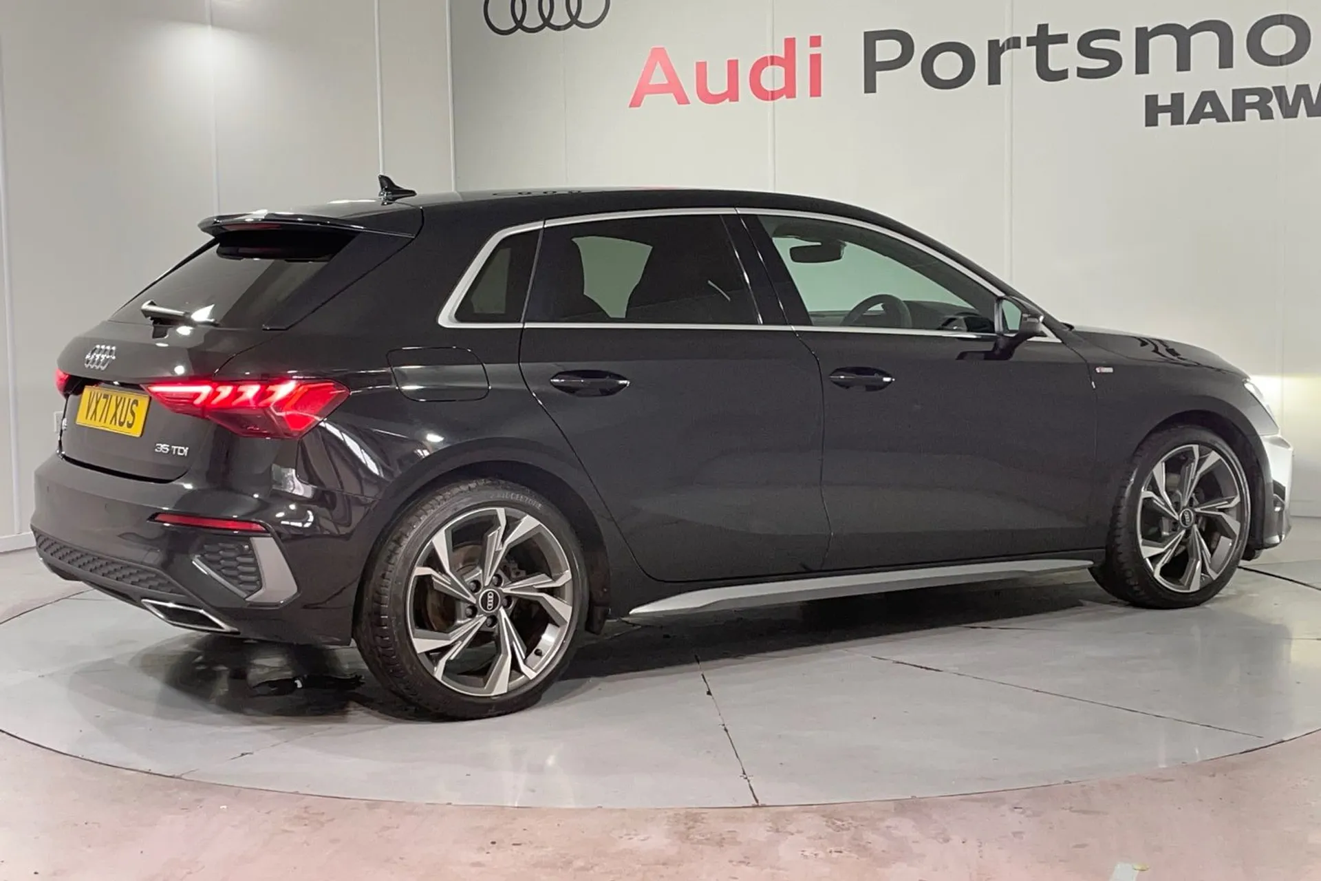 Audi A3 thumbnail image number 9