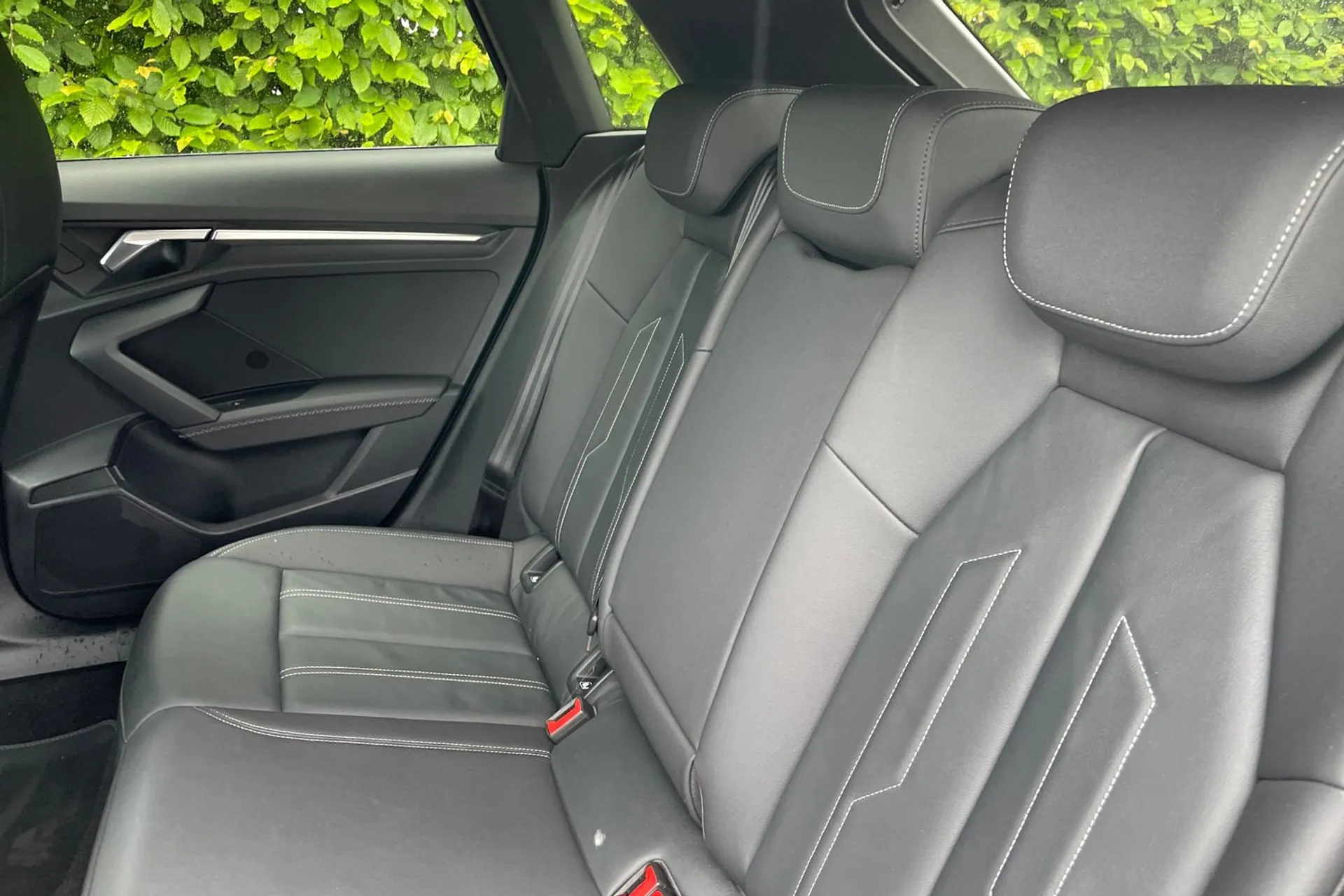 Audi A3 thumbnail image number 32