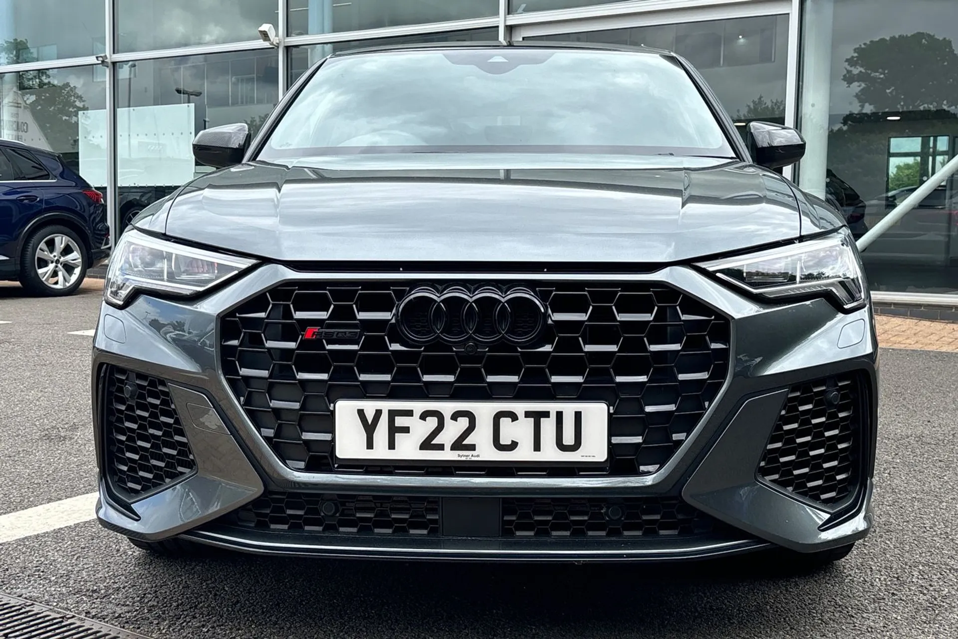 Audi RS Q3 thumbnail image number 13