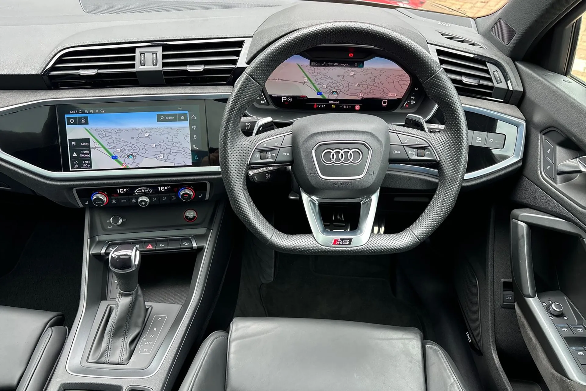 Audi RS Q3 thumbnail image number 35
